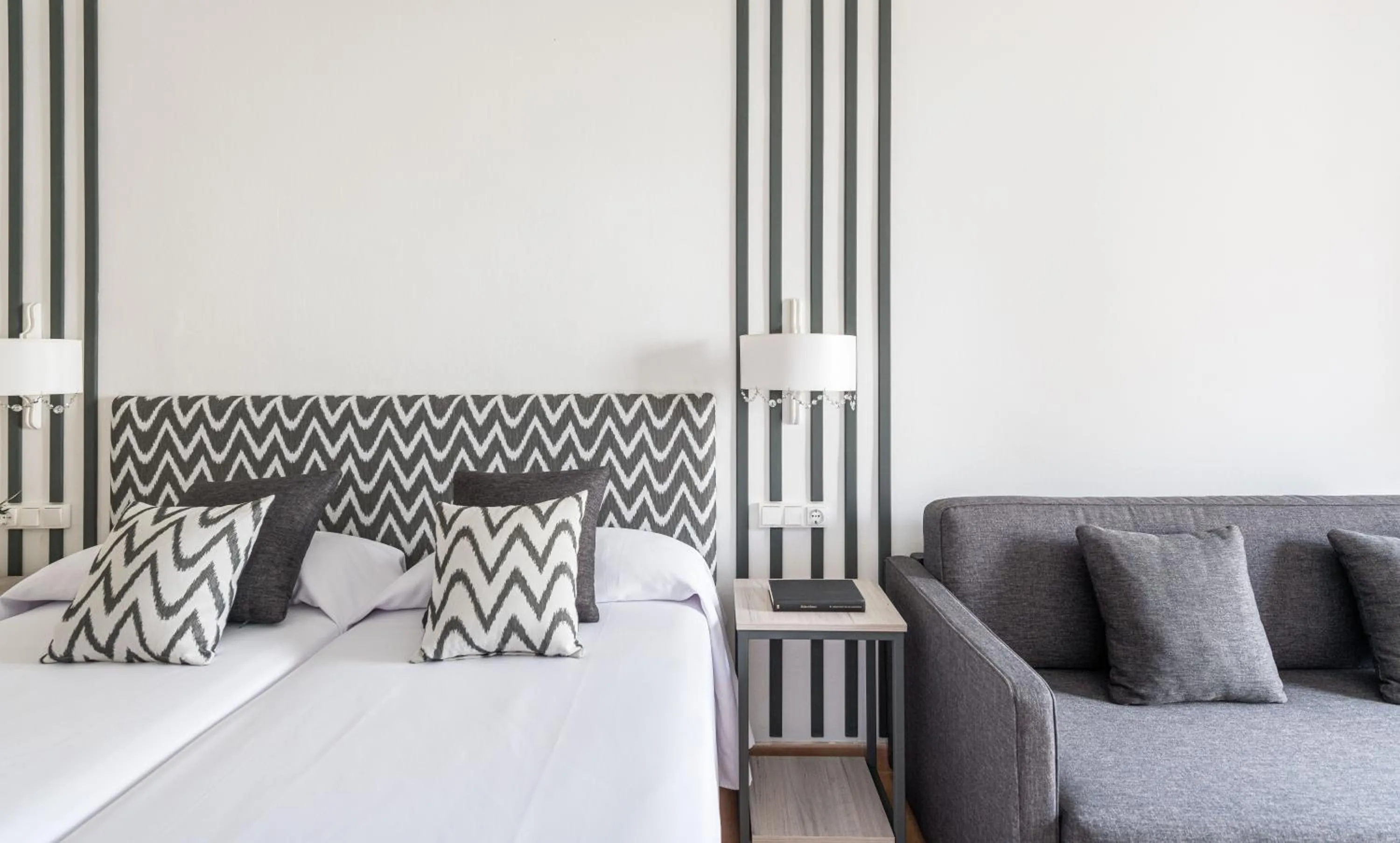 Bed in Hotel Rosamar