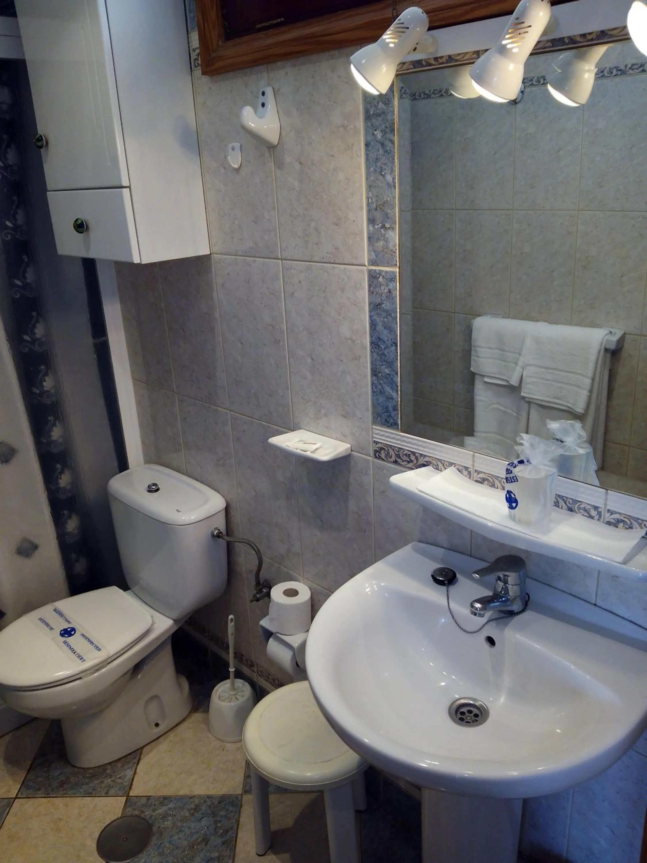 Bathroom in Apartamentos Los Aguacates