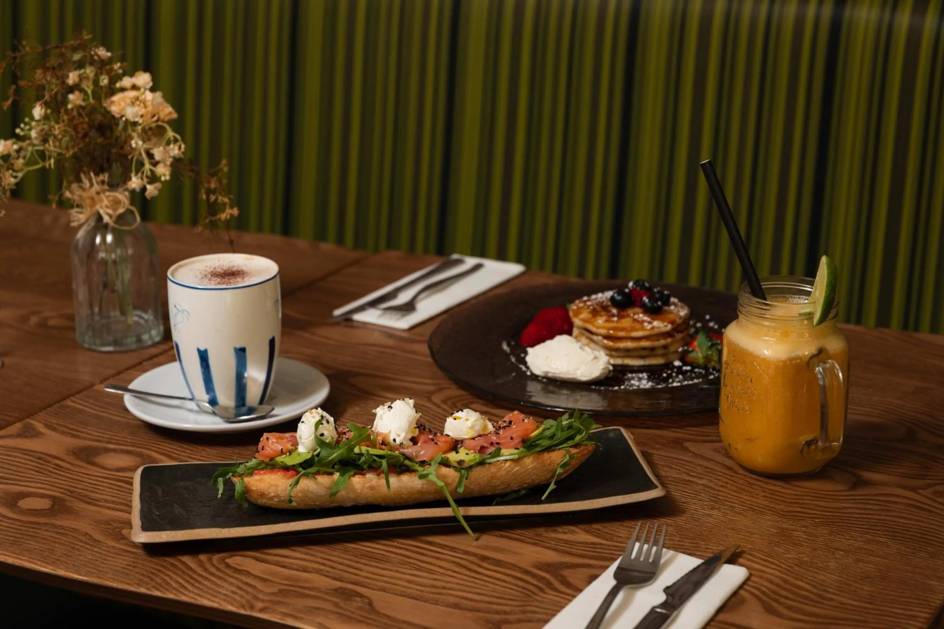 Breakfast in Hostal Marí