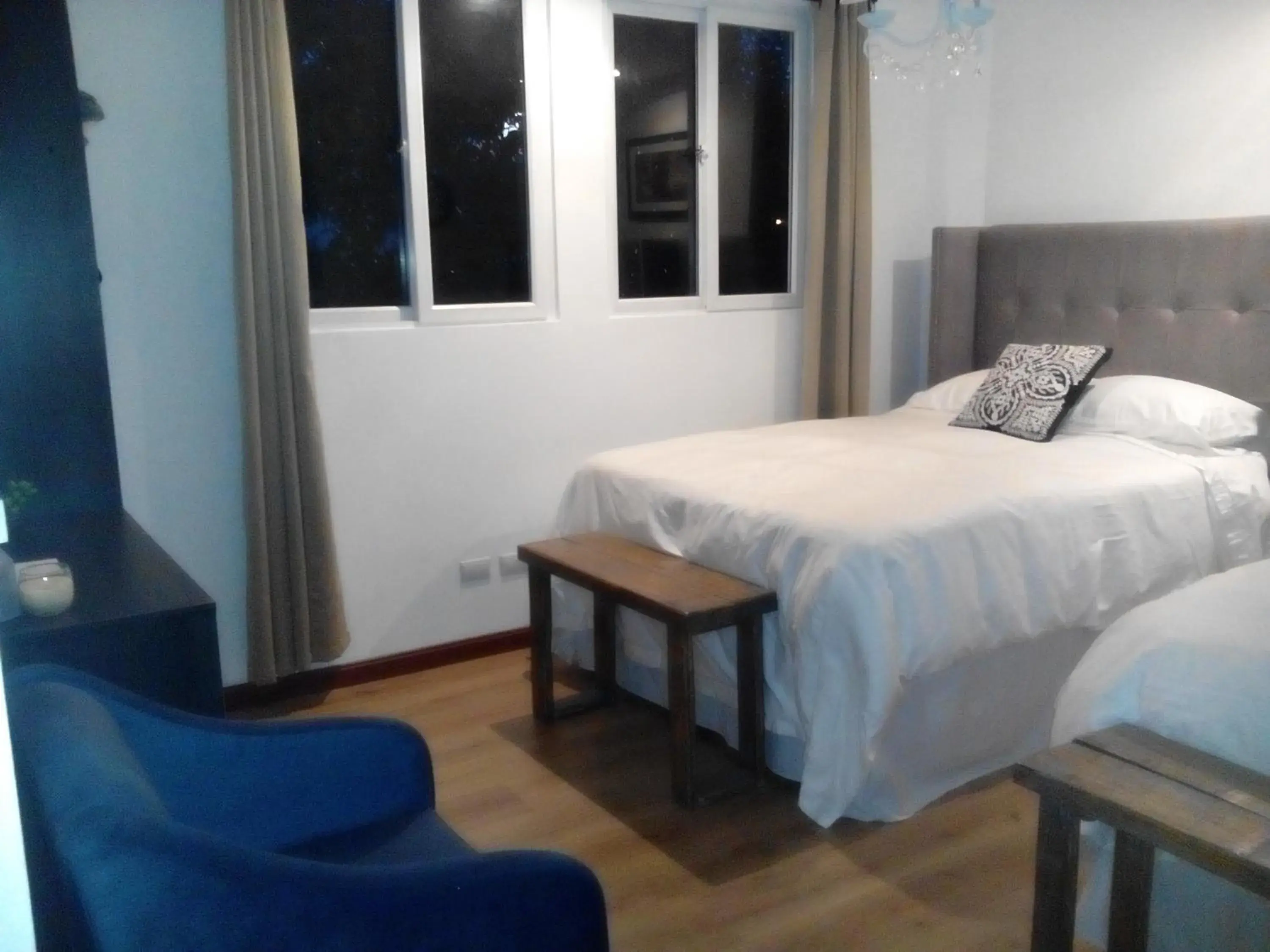 Standard Triple Room (Single & Double bed) in Meraki Boutique Hotel Standard Triple Room (Single & Double bed) in Meraki Boutique Hotel