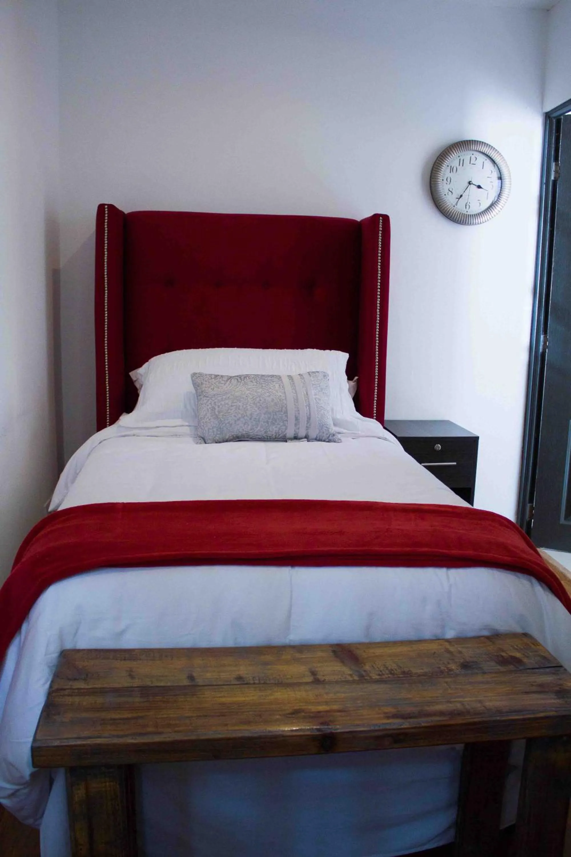 Bed in Meraki Boutique Hotel