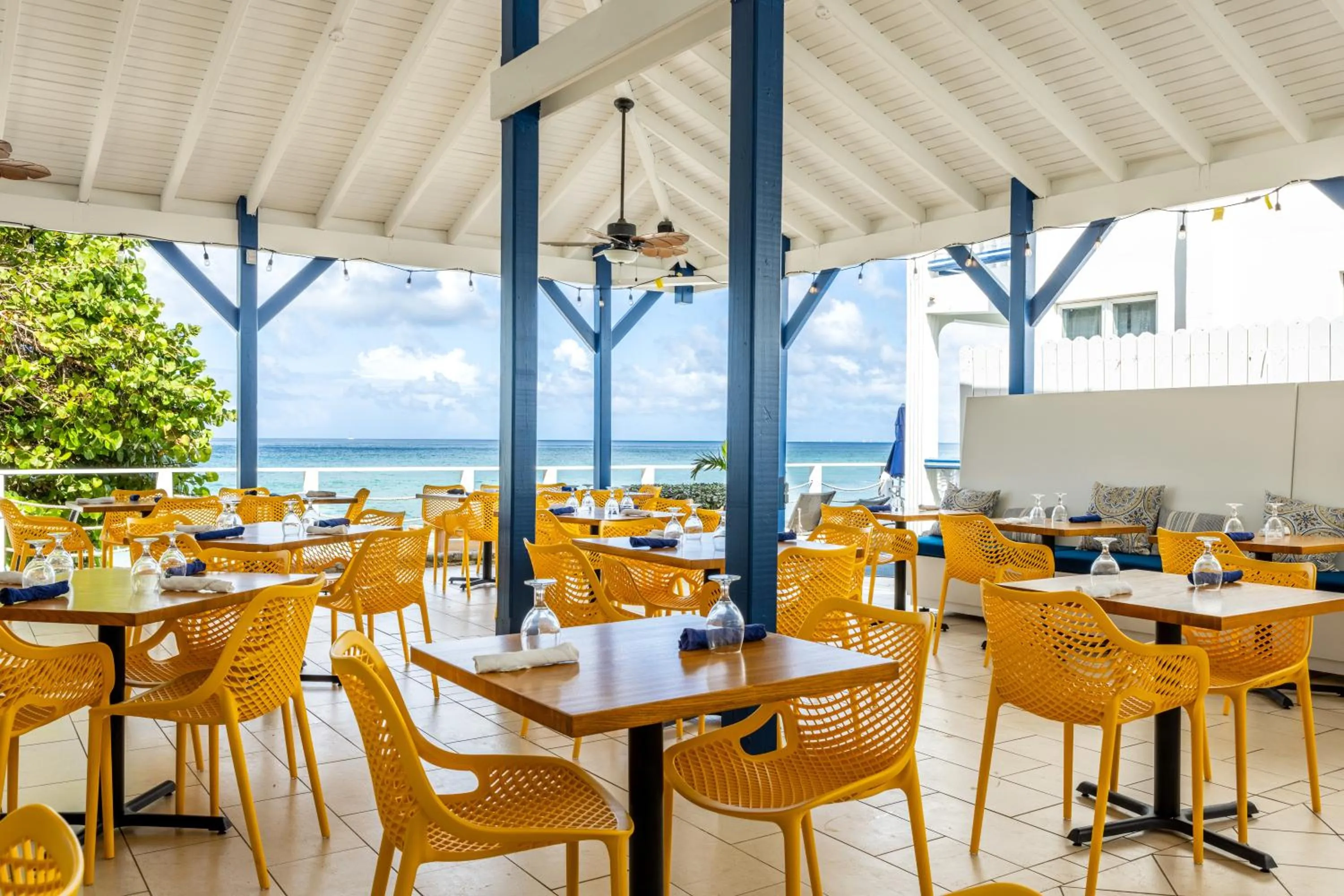 Restaurant/places to eat in Sebastian's on the beach hotel
