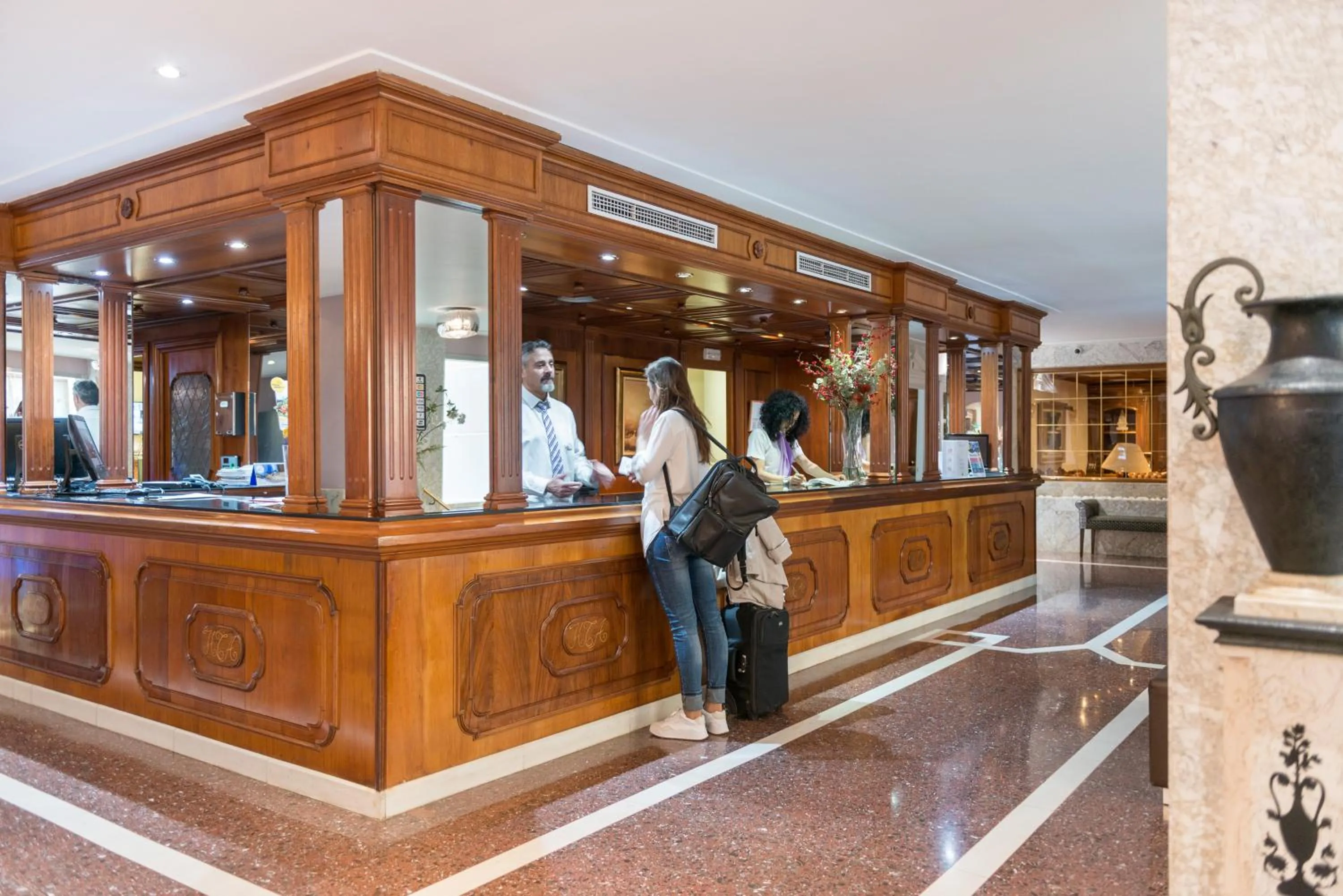 Lobby or reception in Hotel Torre Azul & Spa - Adults Only