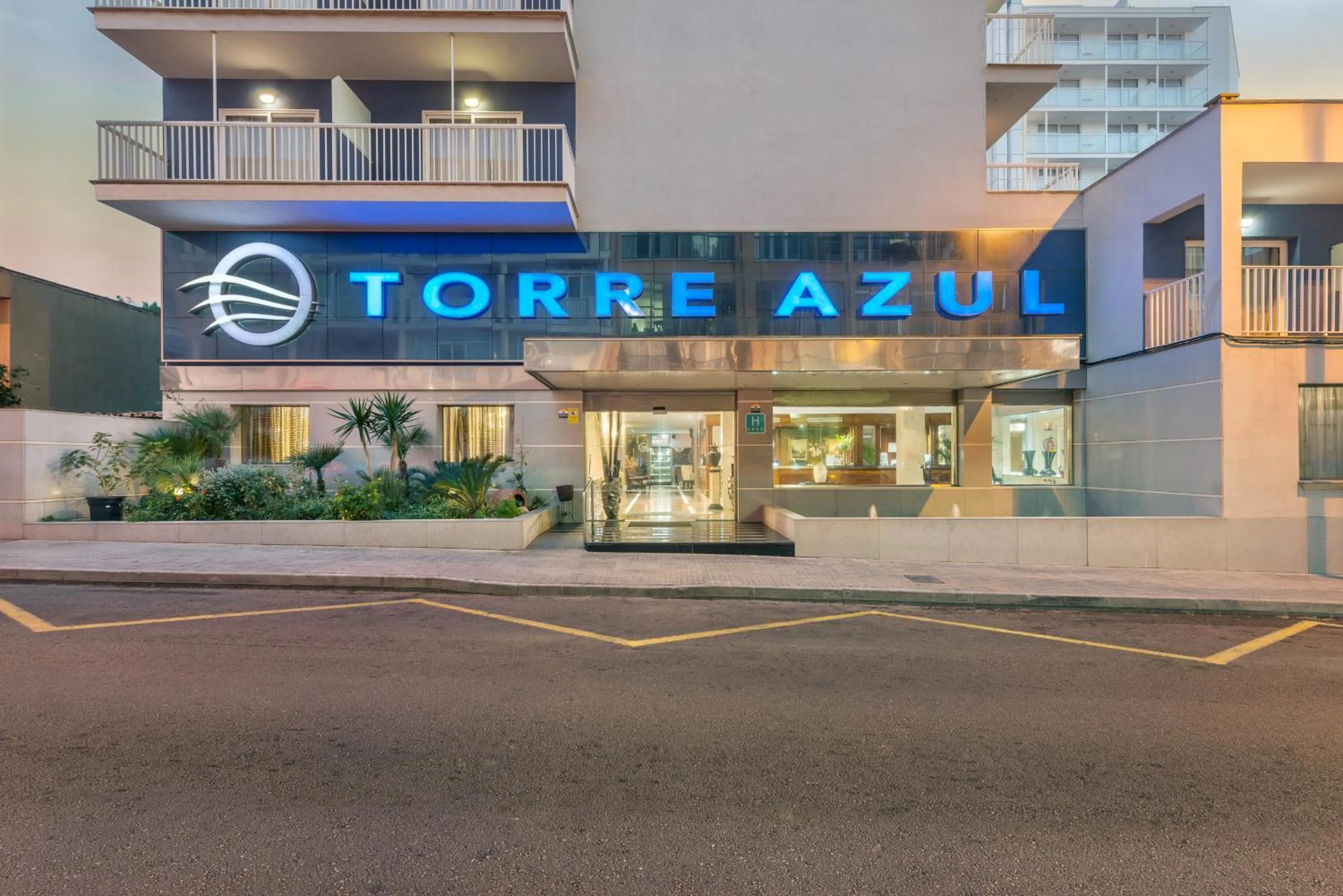 Logo/Certificate/Sign in Hotel Torre Azul & Spa - Adults Only