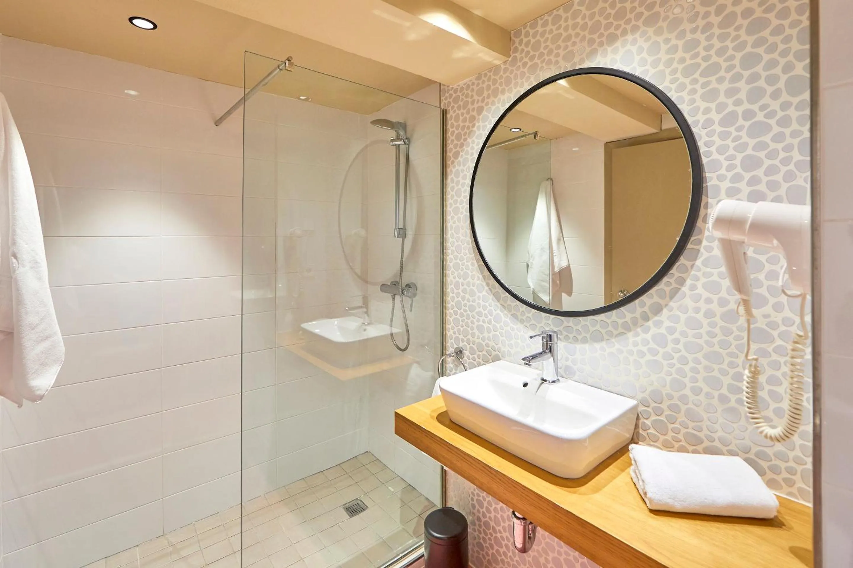 Bathroom in tent Playa de Palma