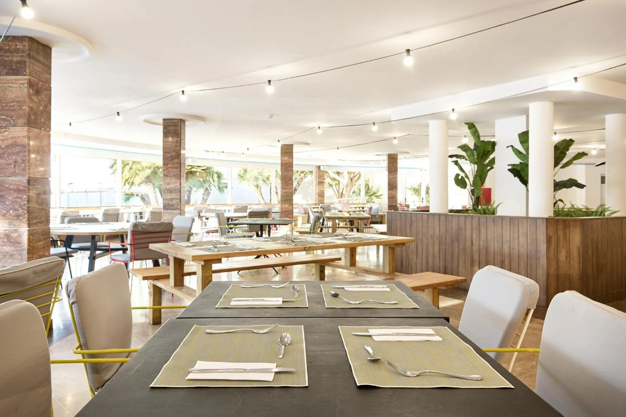 Restaurant/places to eat in tent Playa de Palma
