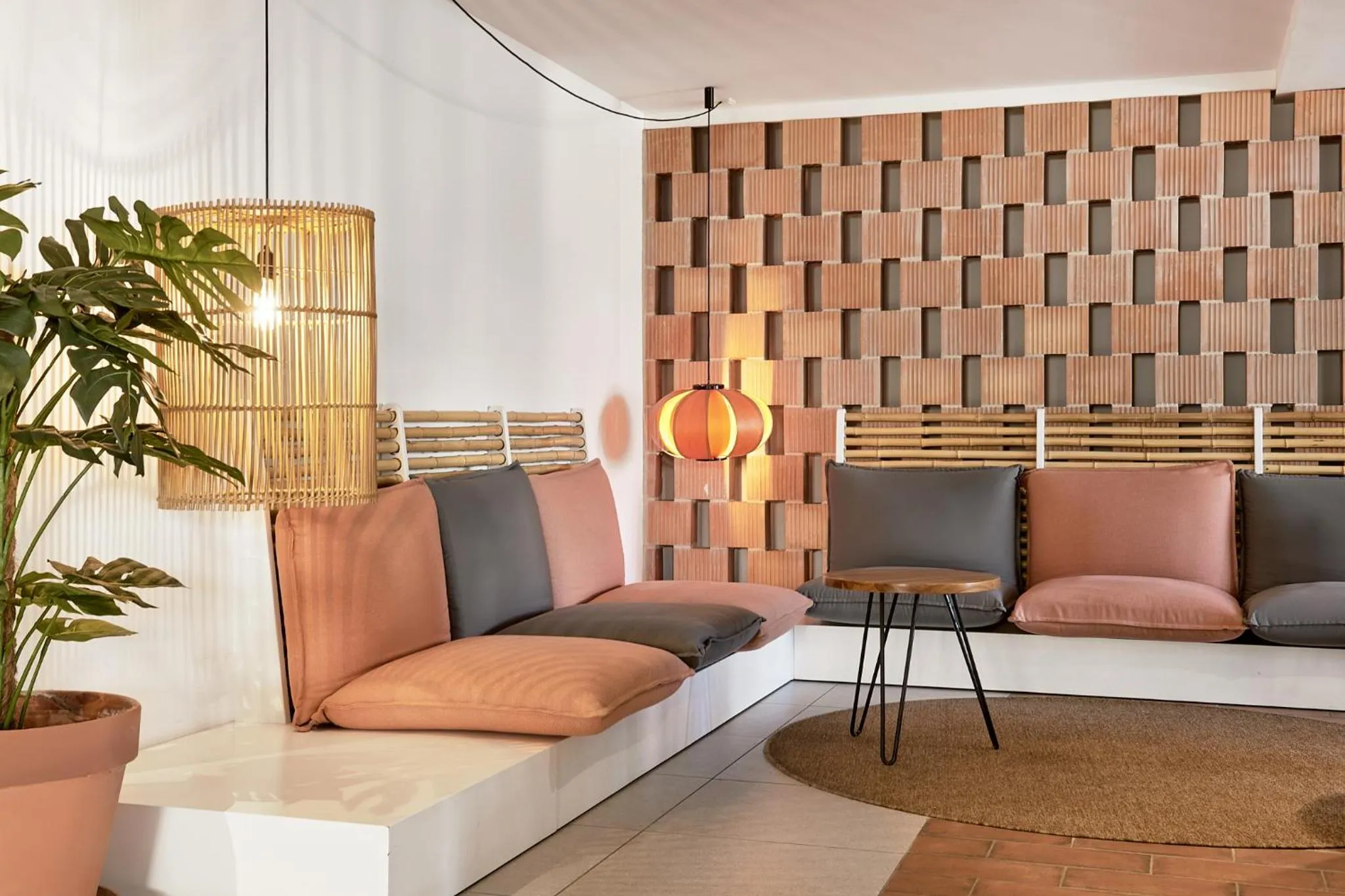 Living room in tent Capi Playa