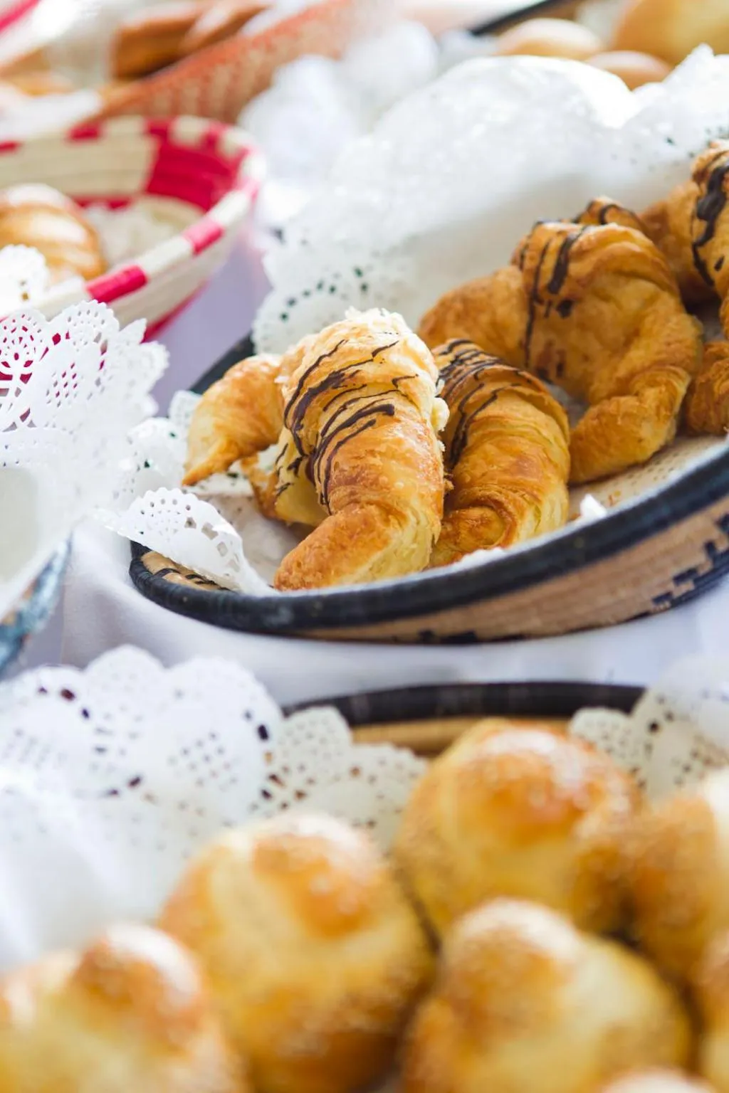 Restaurant/places to eat in Kirawira Serena Camp