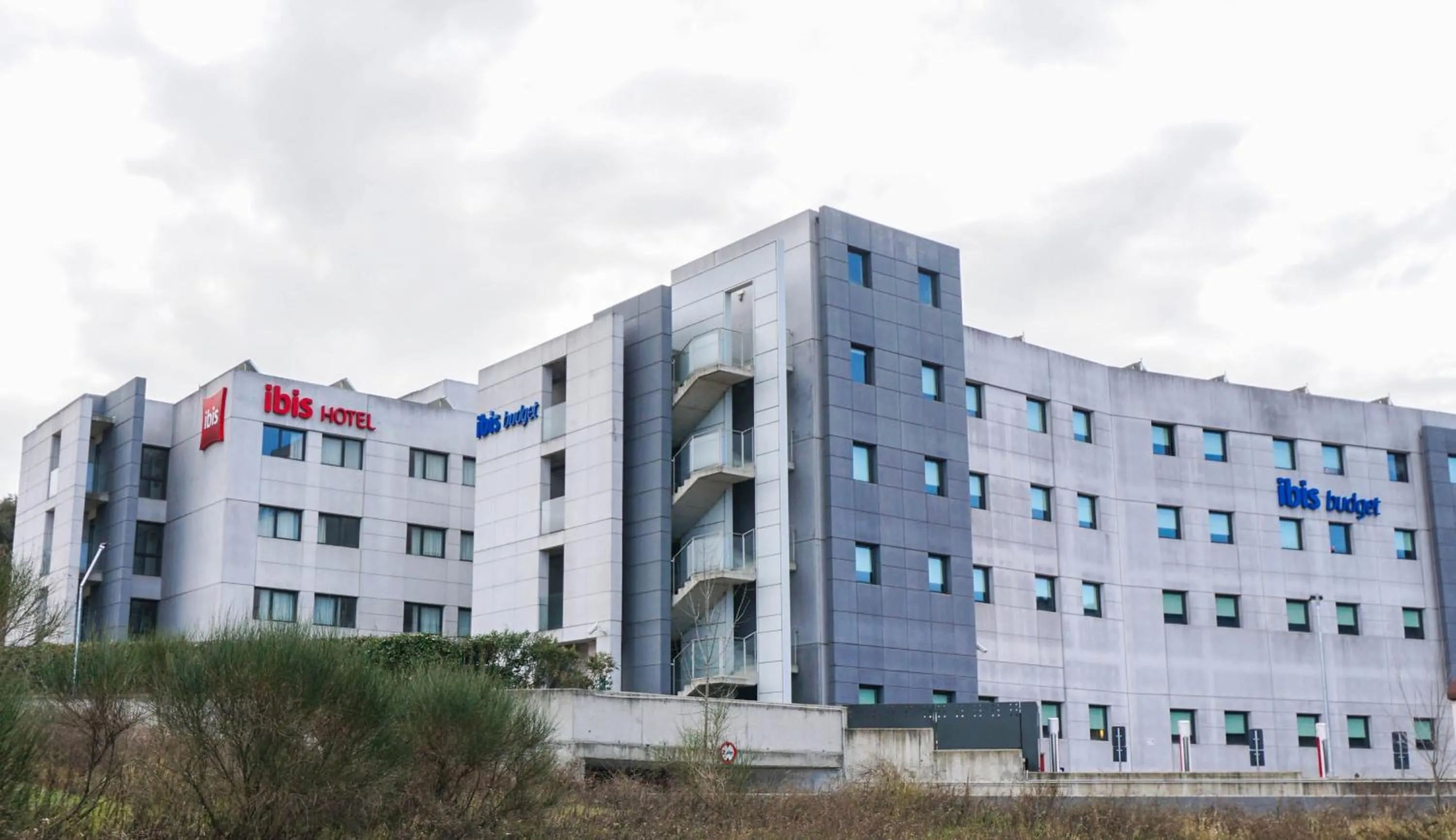 Property building in Ibis Budget Girona Costa Brava