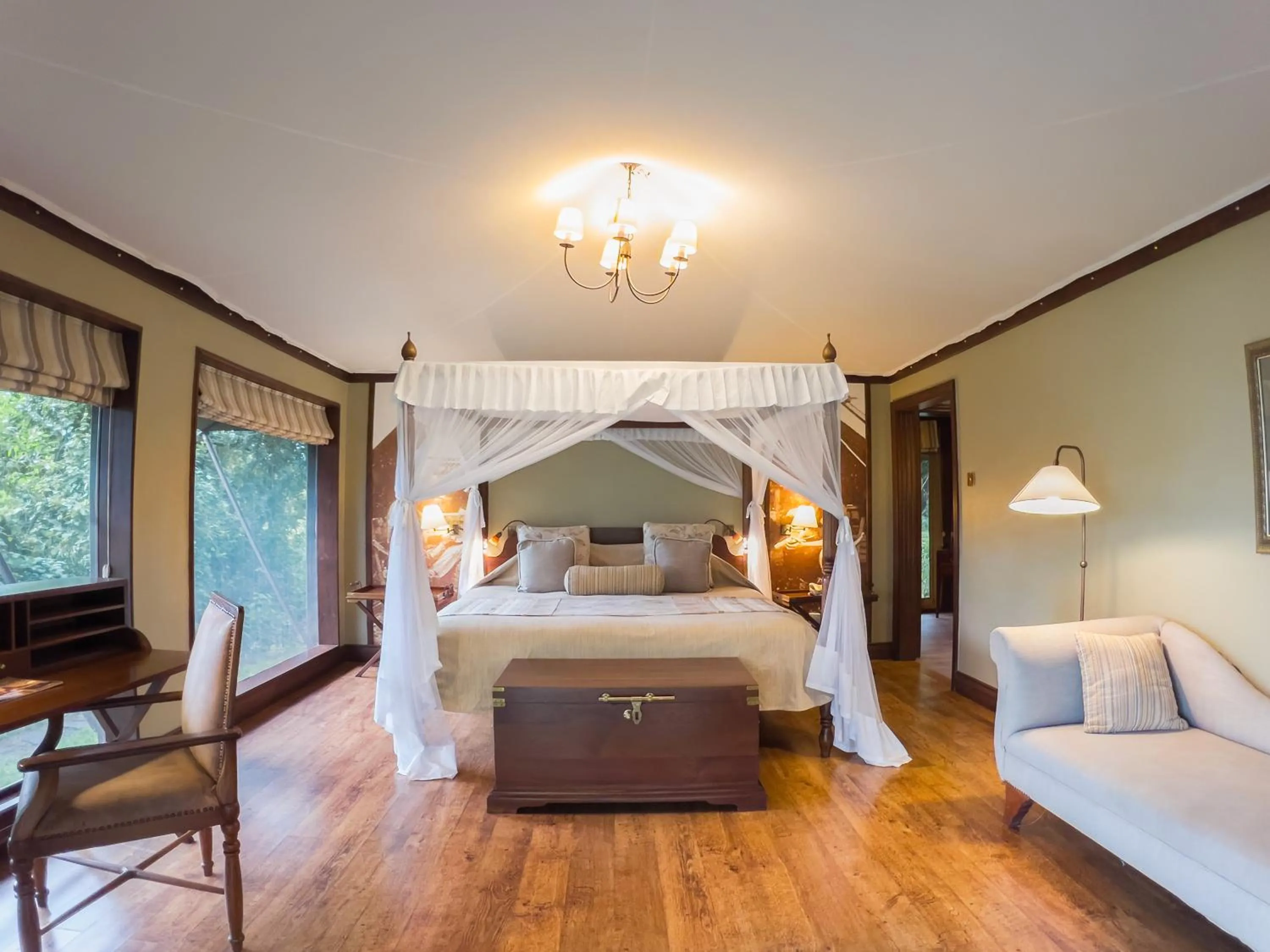 Bedroom, Bed in Lake Elmenteita Serena Camp