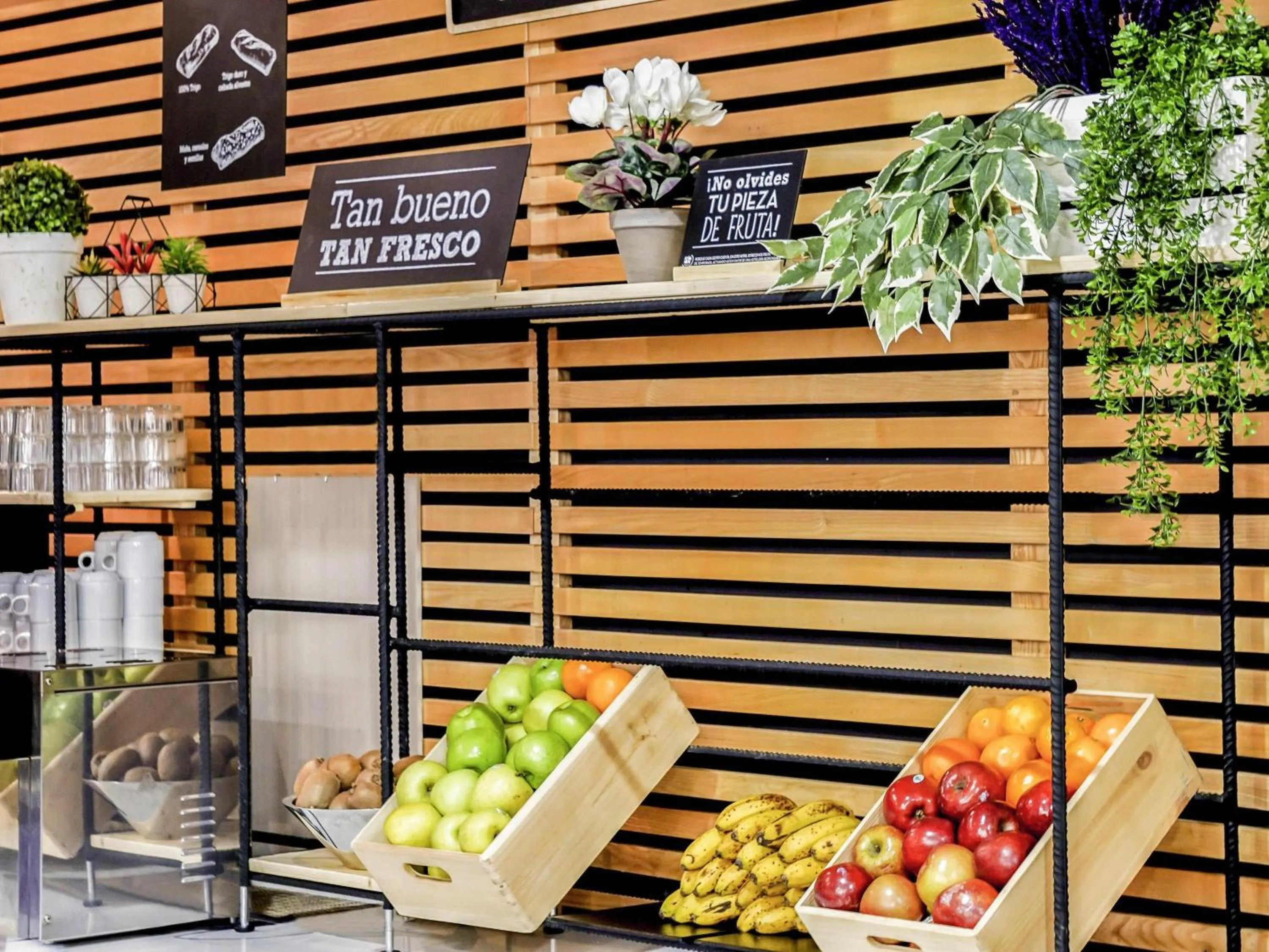 Breakfast in Ibis Girona