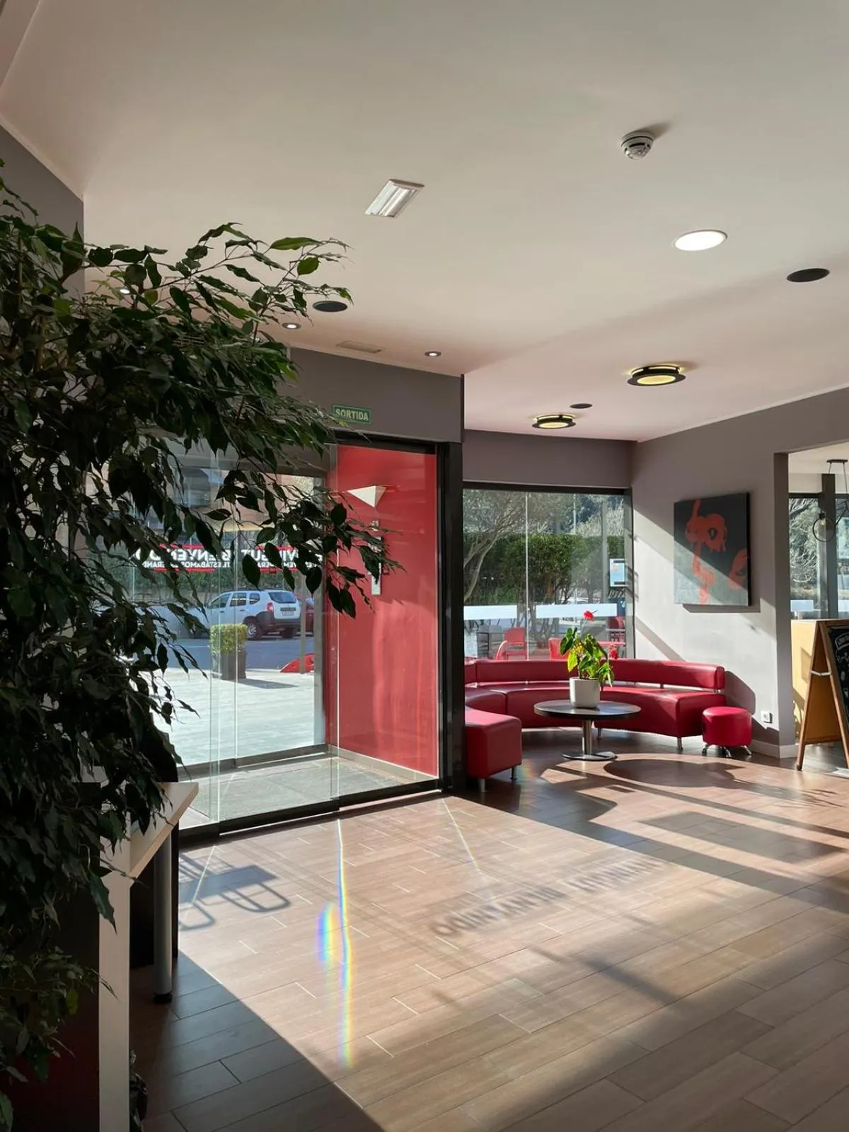 Lobby or reception in Ibis Girona