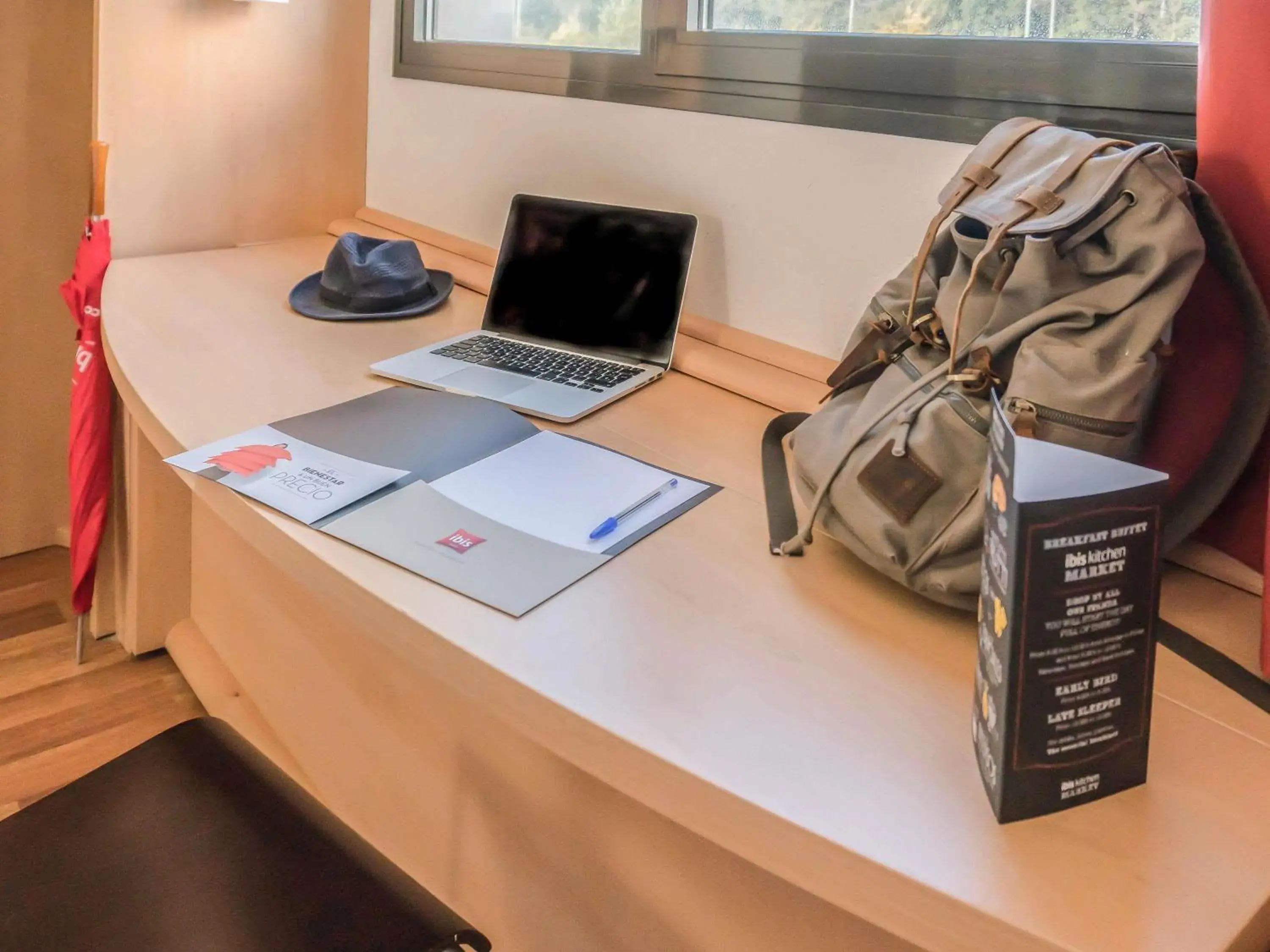 Standard Twin Room in Ibis Girona Standard Twin Room in Ibis Girona