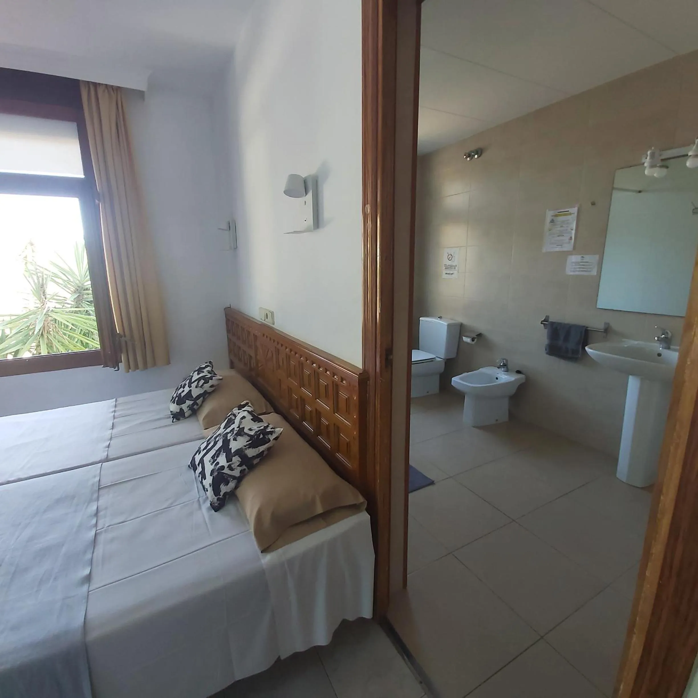 Bed in Hotel Bonsol ADULTS ONLY