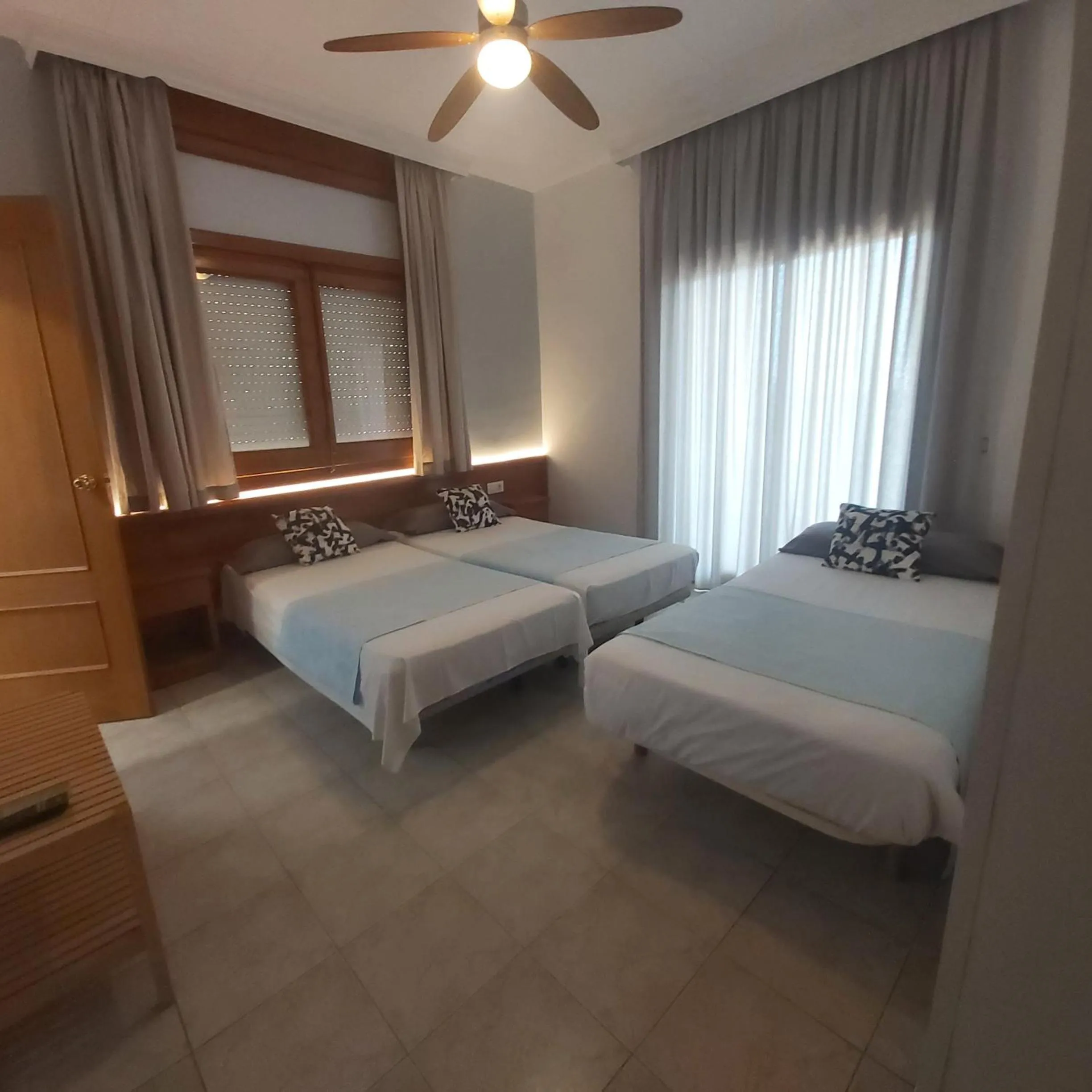 Bed in Hotel Bonsol ADULTS ONLY