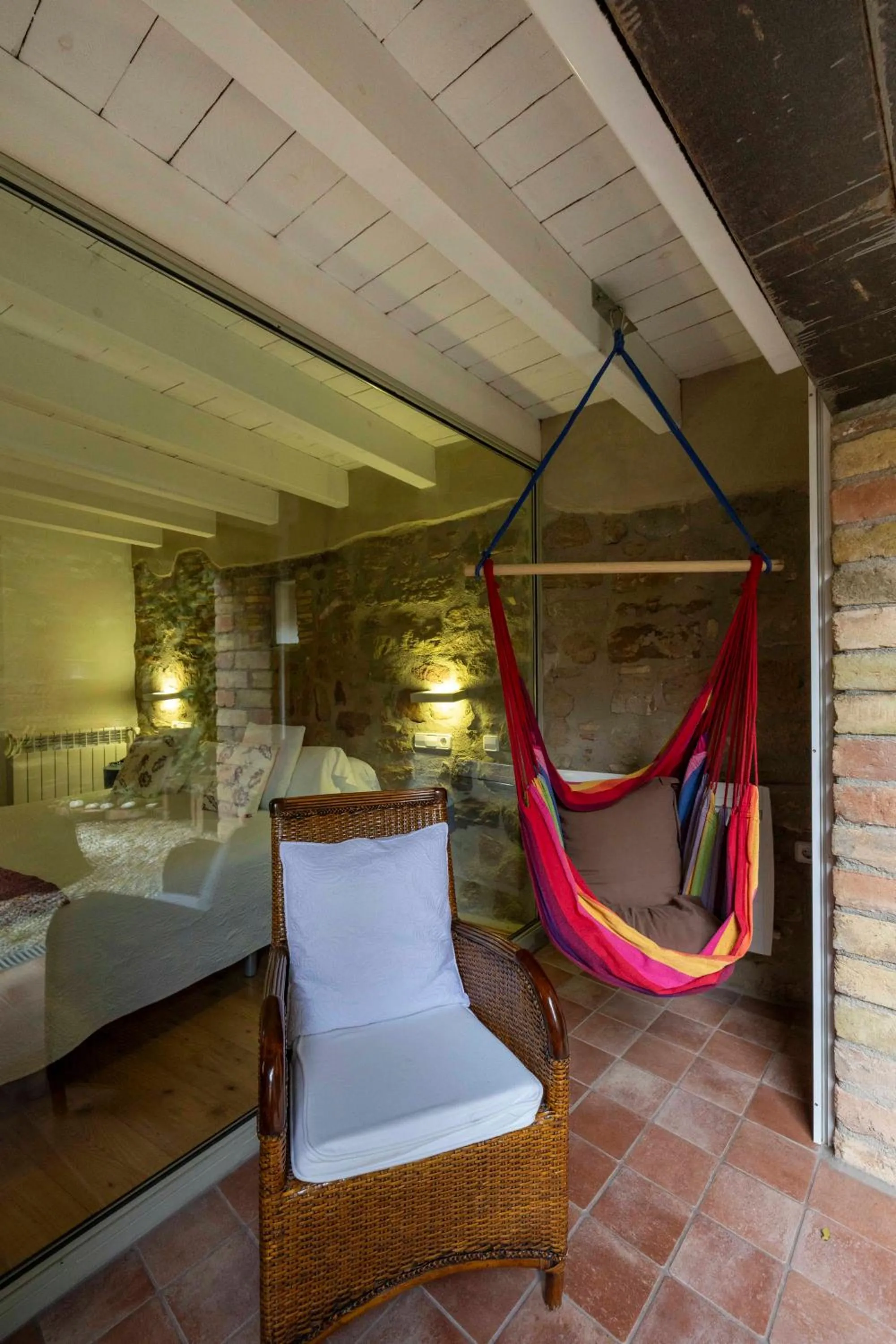 Living room, Bed in Hotel La Freixera