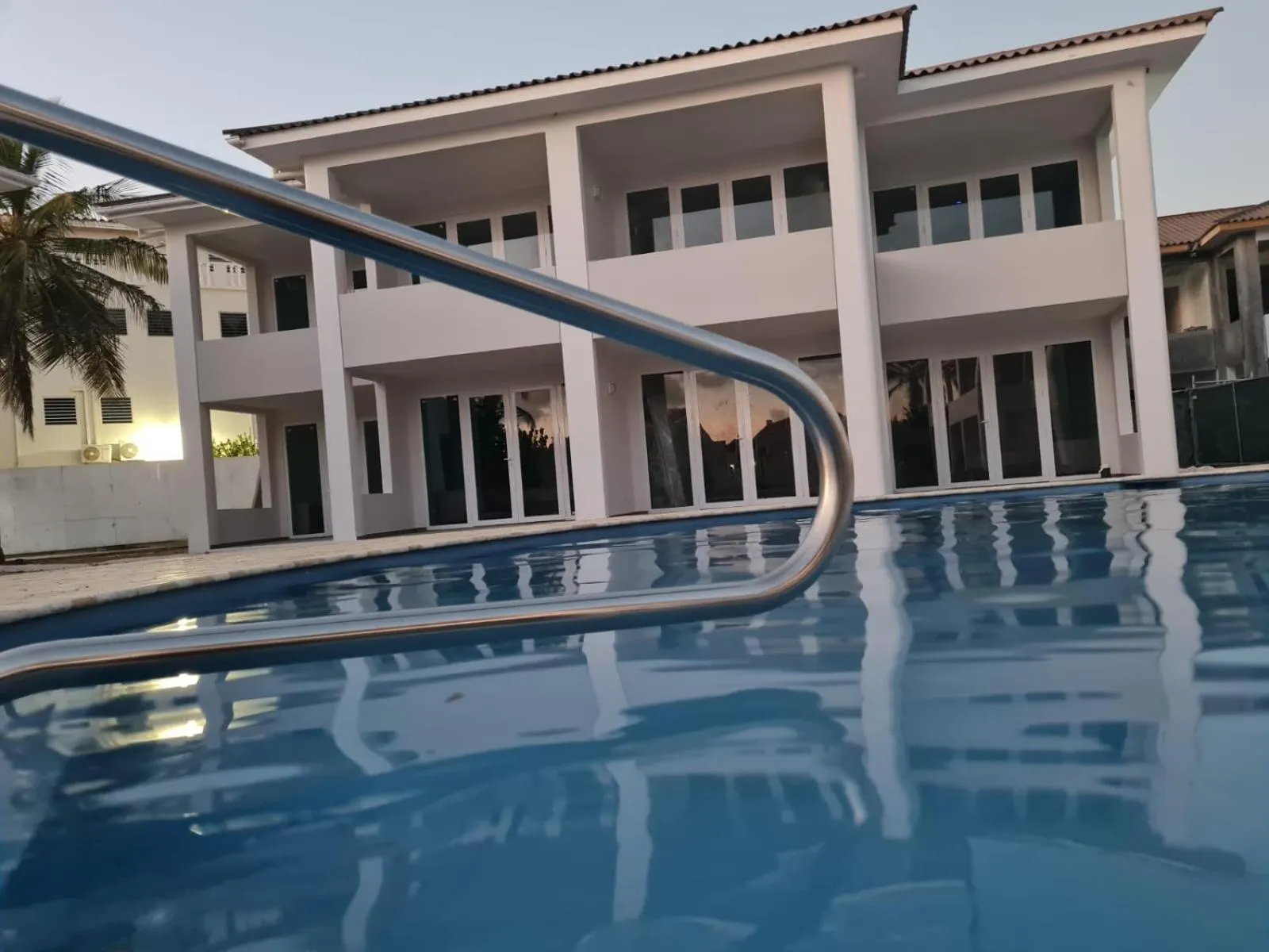 Pool view in Captain Don's Habitat