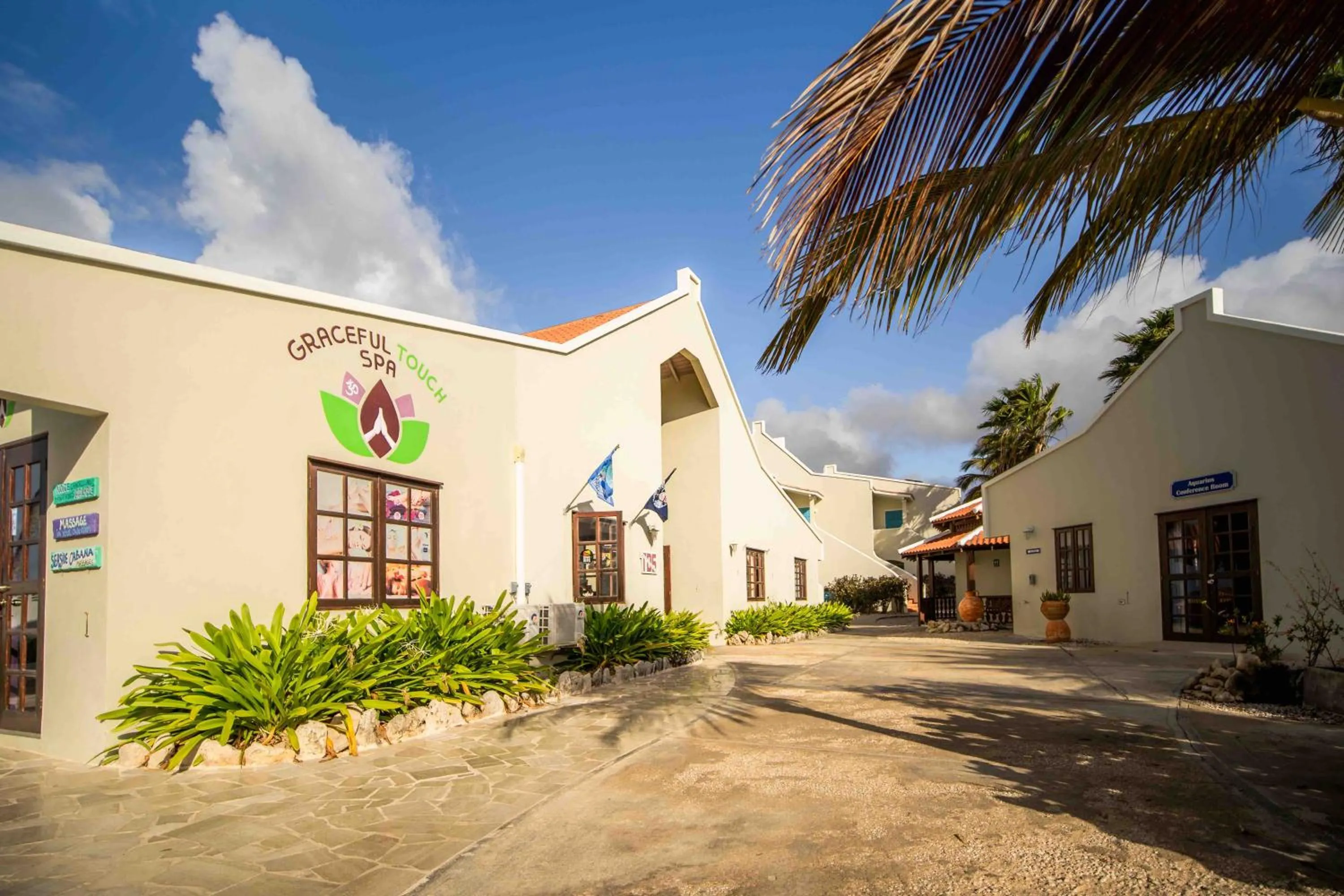 Property building in Captain Don's Habitat