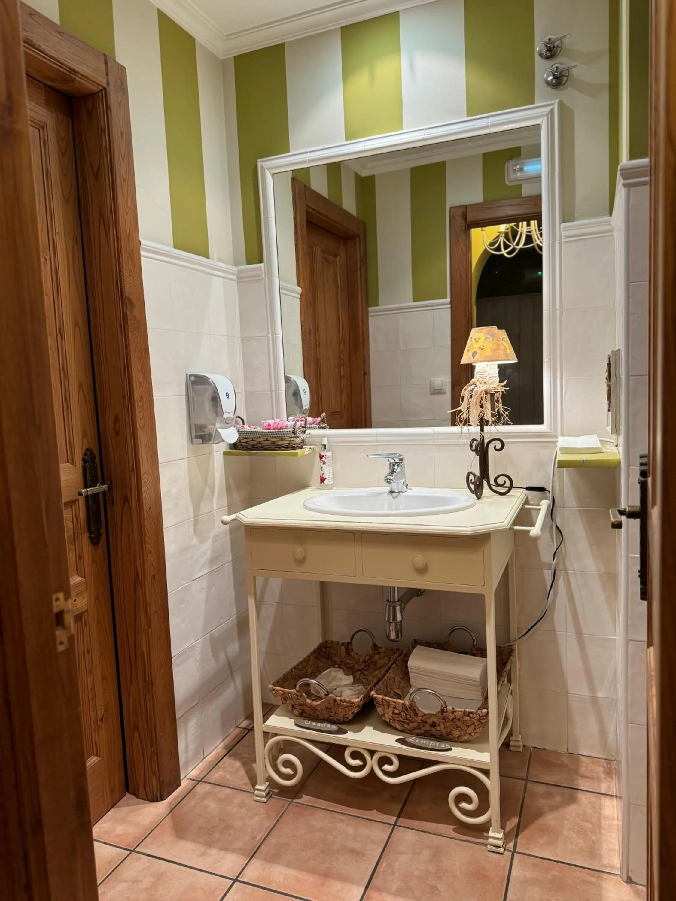 Bathroom in Posada El Corcal de Liébana