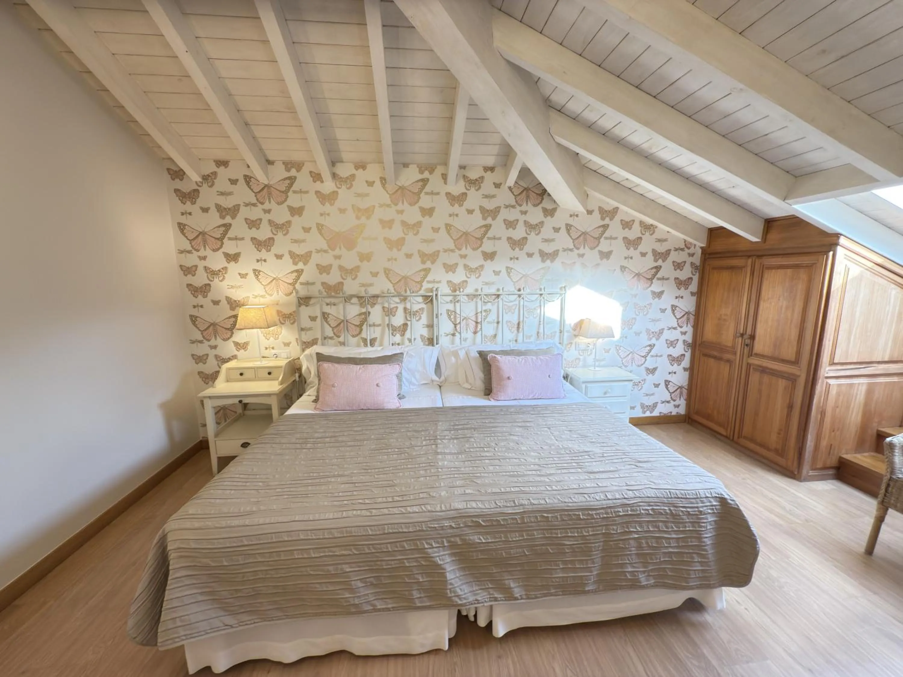 Bed in Posada El Corcal de Liébana