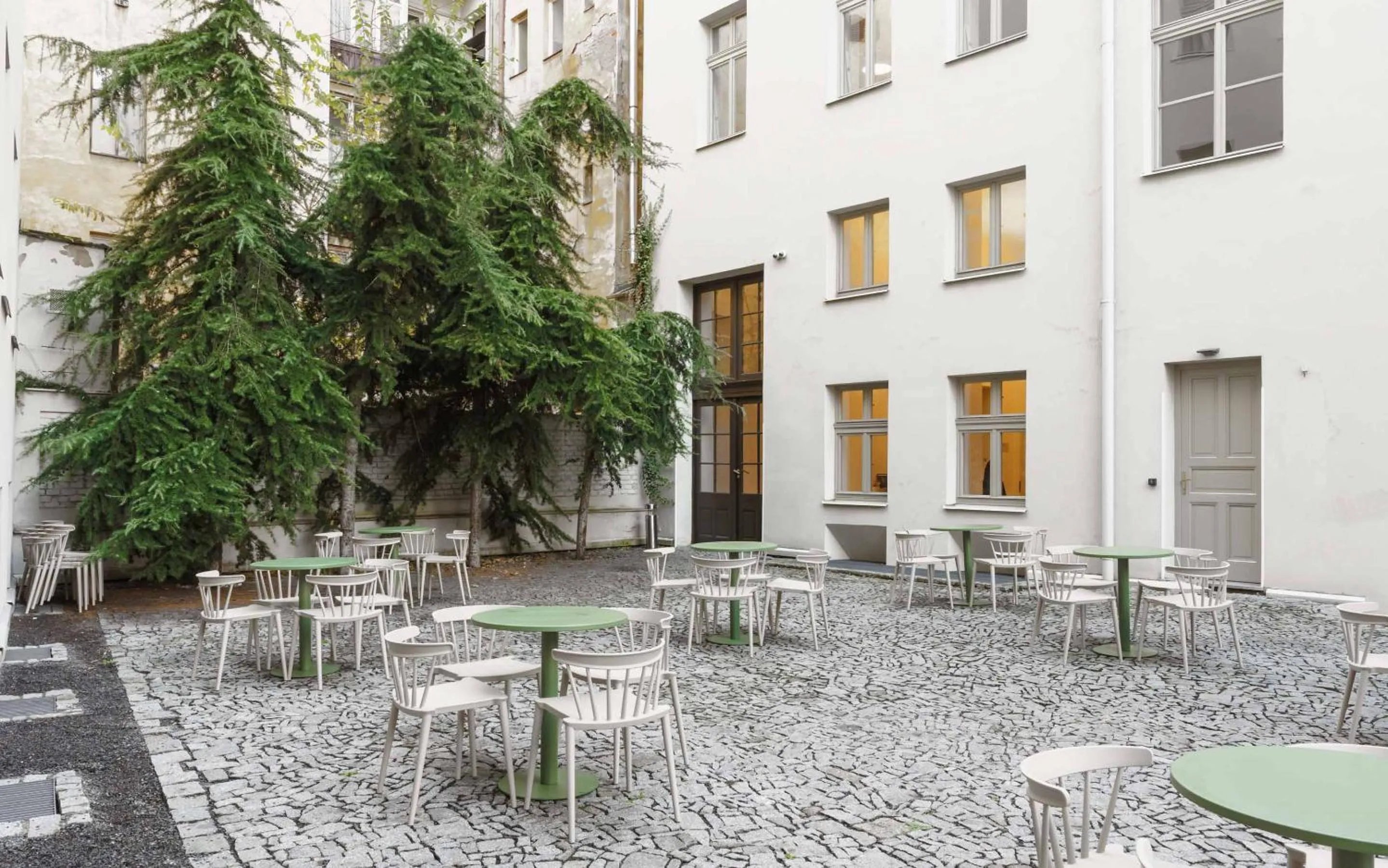 Property building in Limehome Prague Halkova