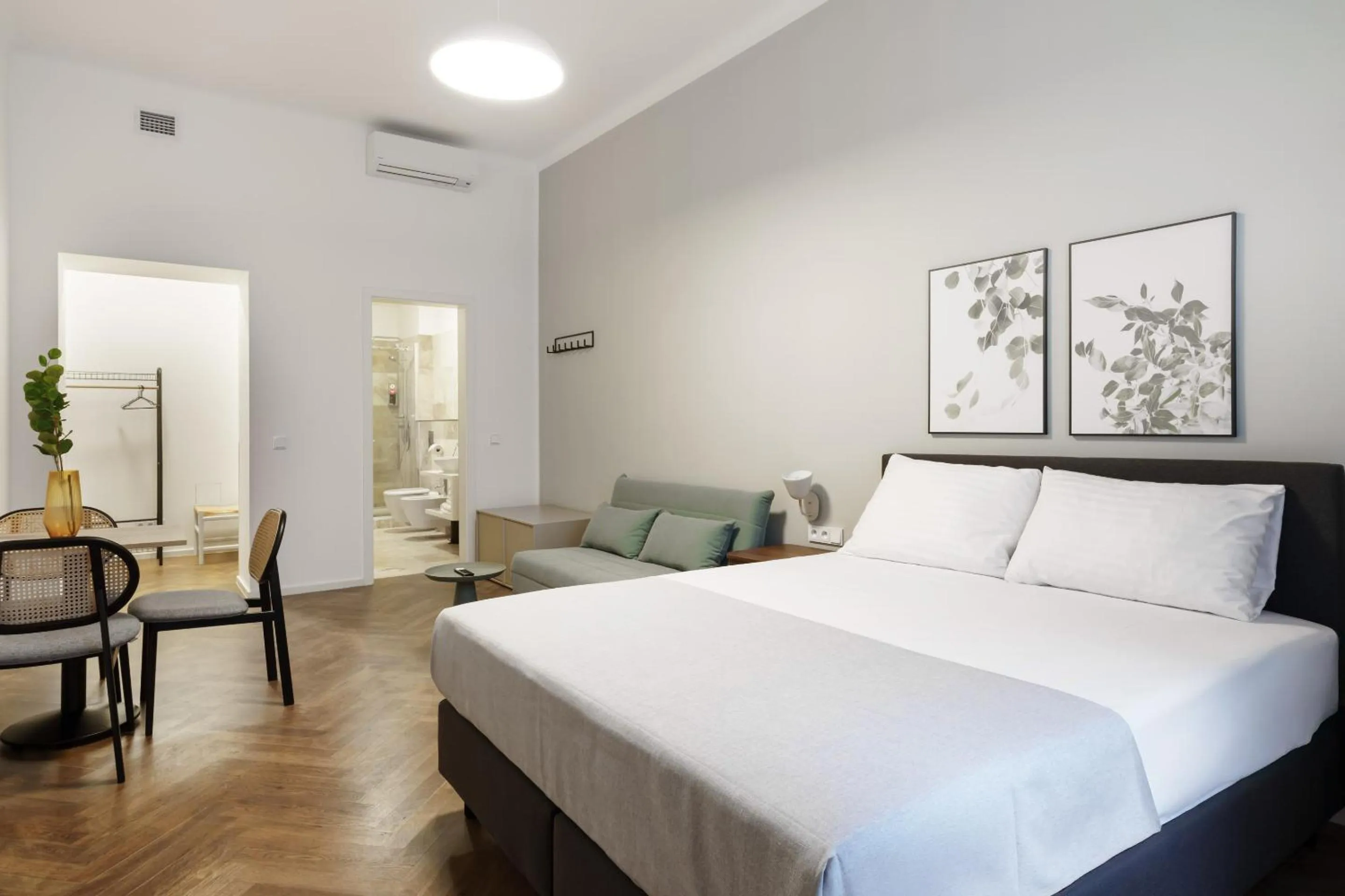 Bed in Limehome Prague Halkova