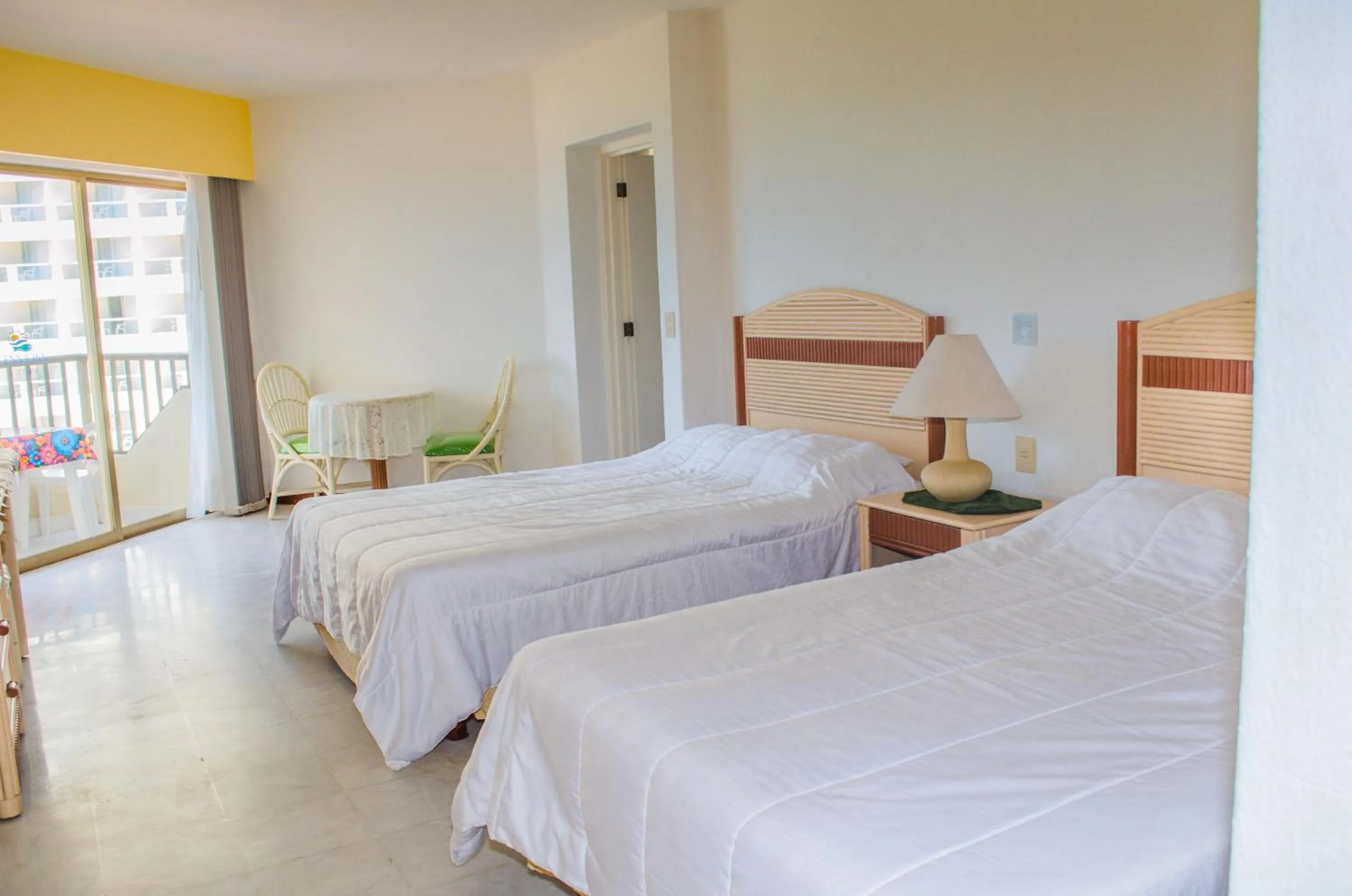 Bed in ENNA INN IXTAPA DEPARTAMENTO 01 RECAMARA ViSTA MAR