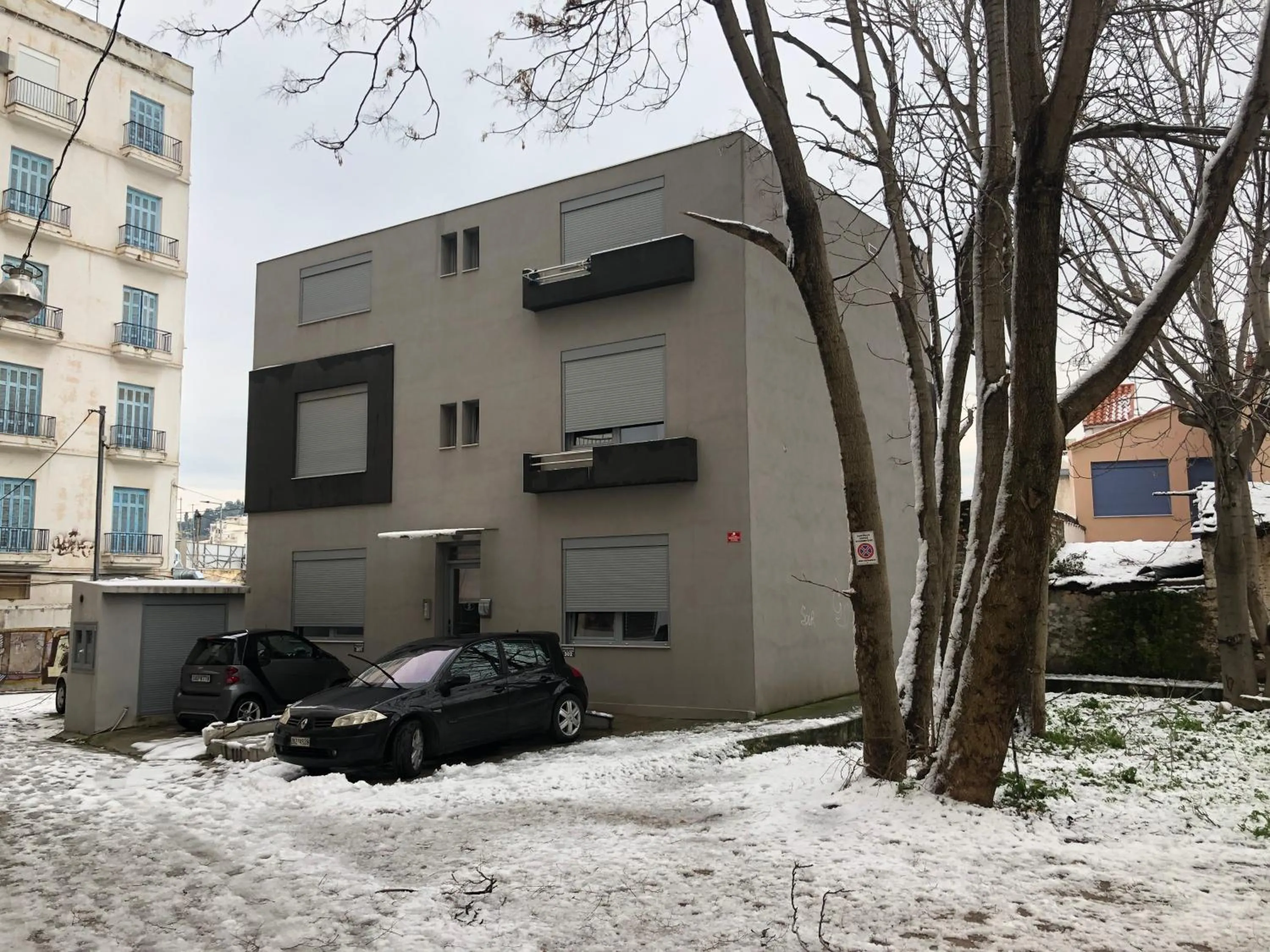 Property building in roomotel