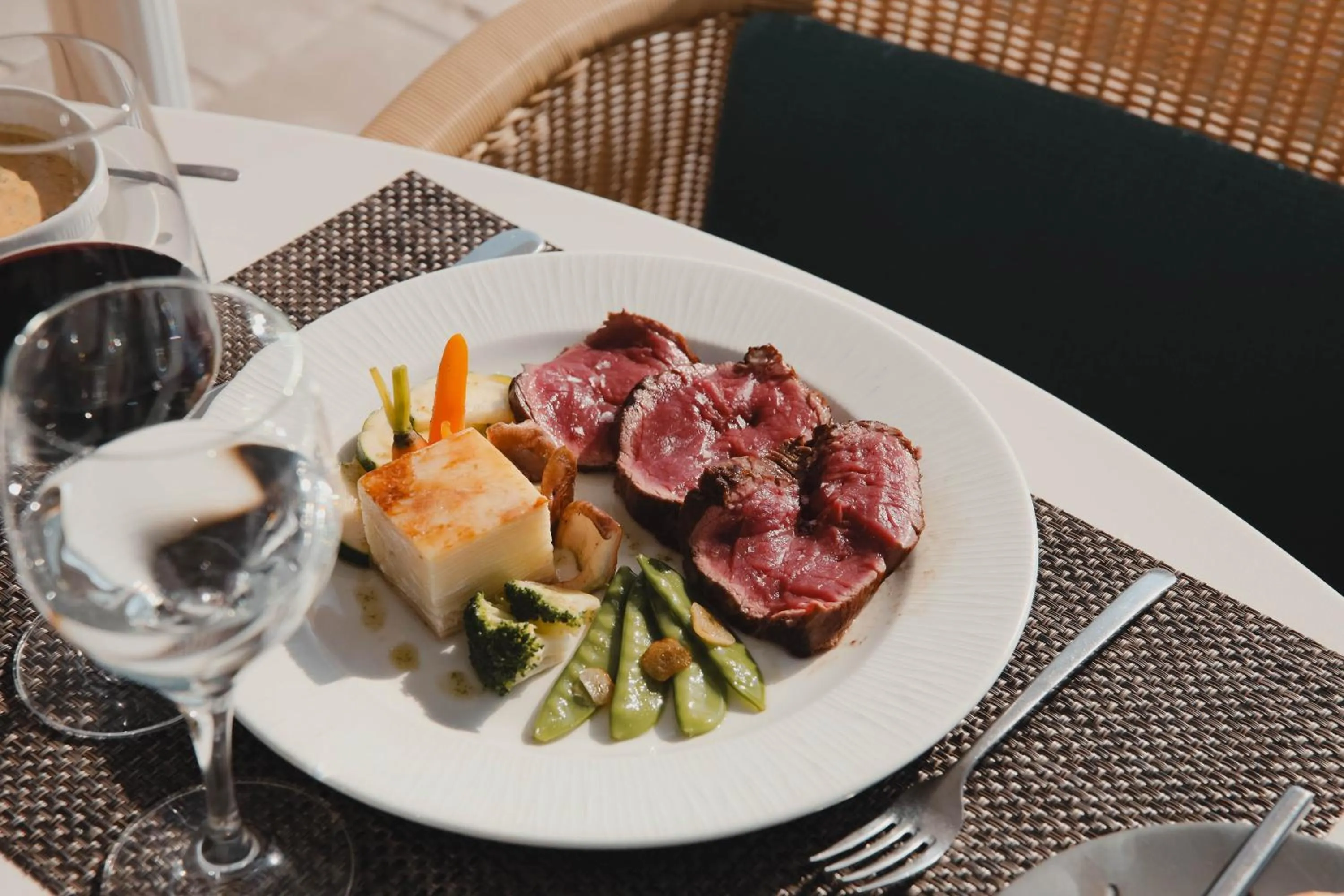 Food in Hotel Illa d'Or & Club Apts 4* Sup