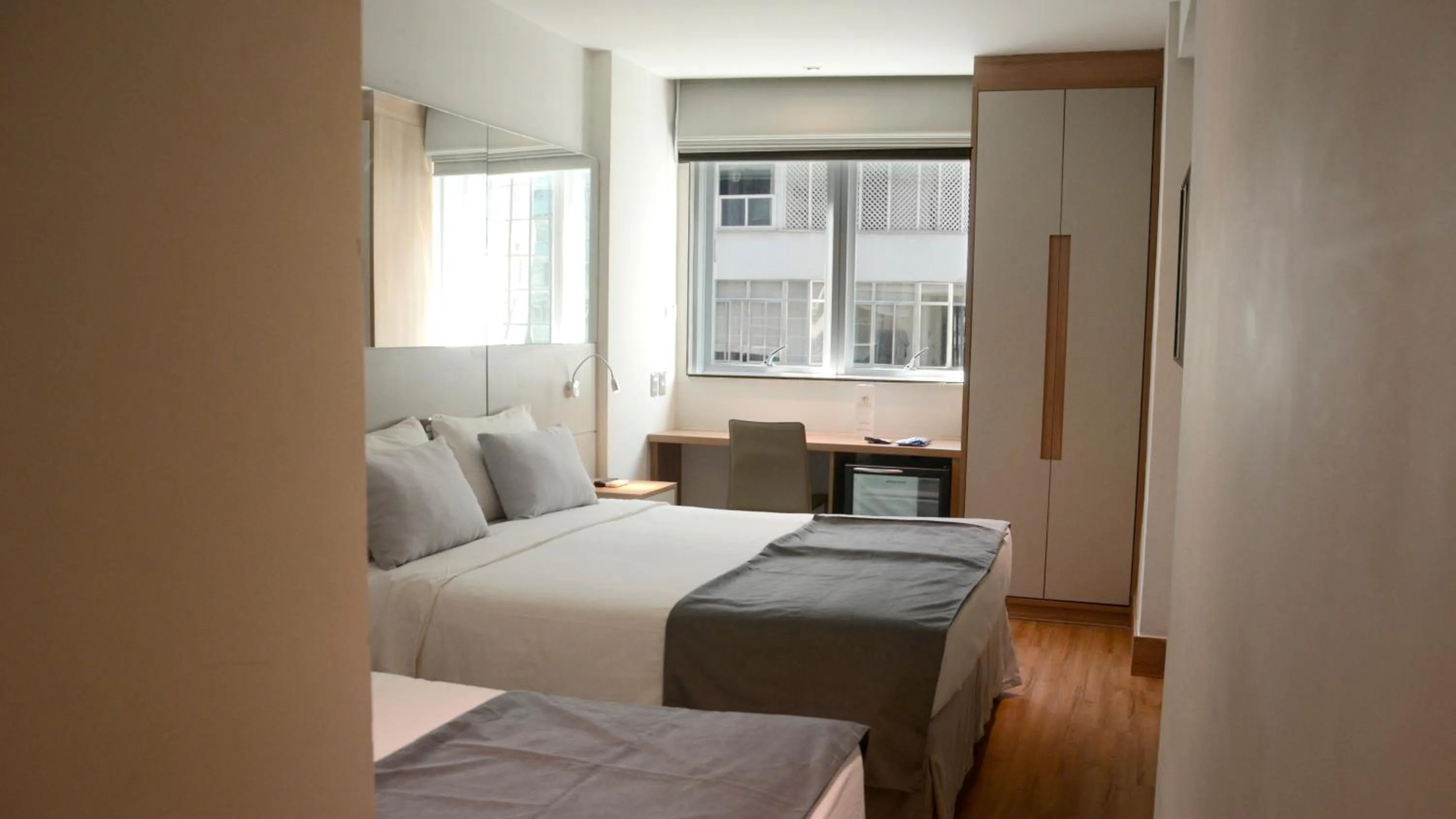 Bedroom, Bed in Hotel Atlântico Travel Copacabana