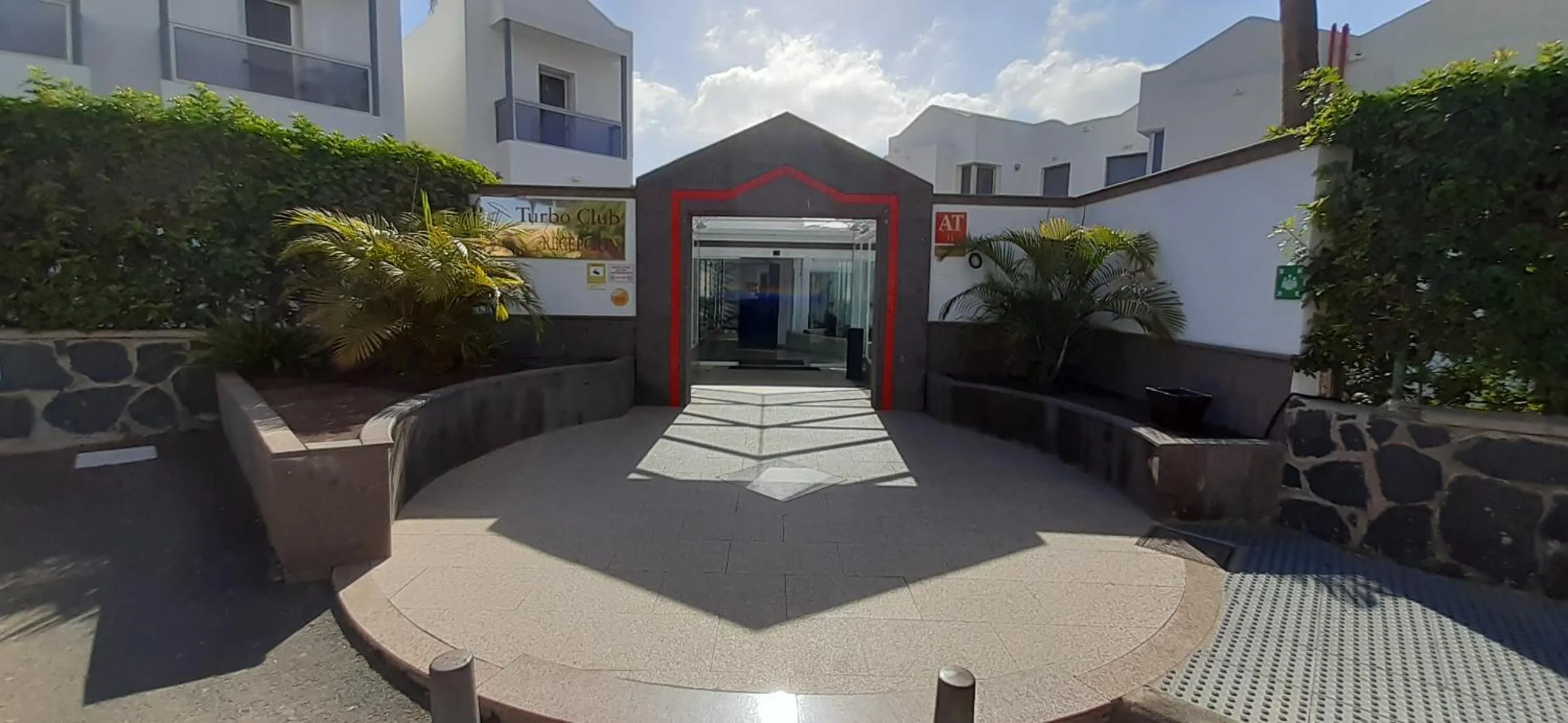 Facade/entrance in Turbo Club