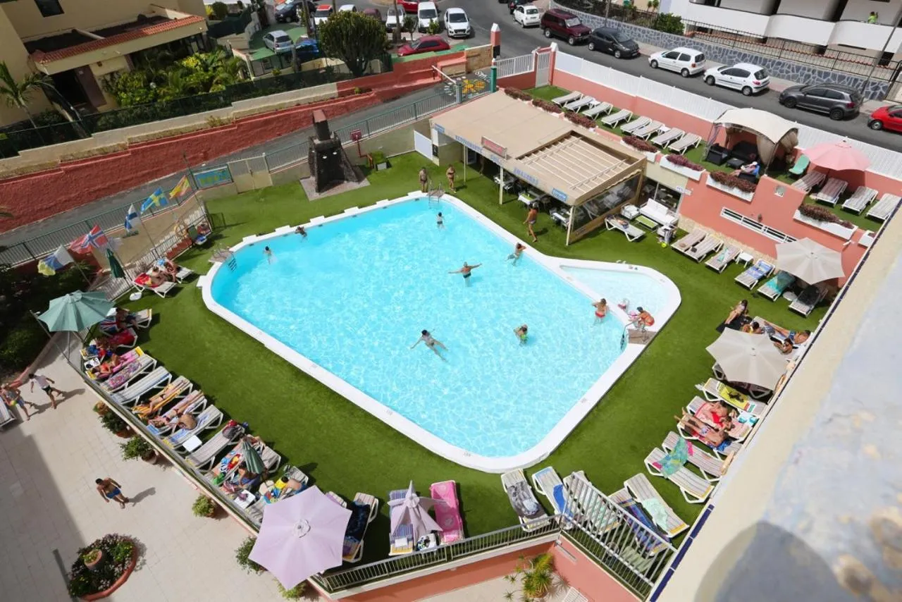 Day in Apartamentos Amazonas