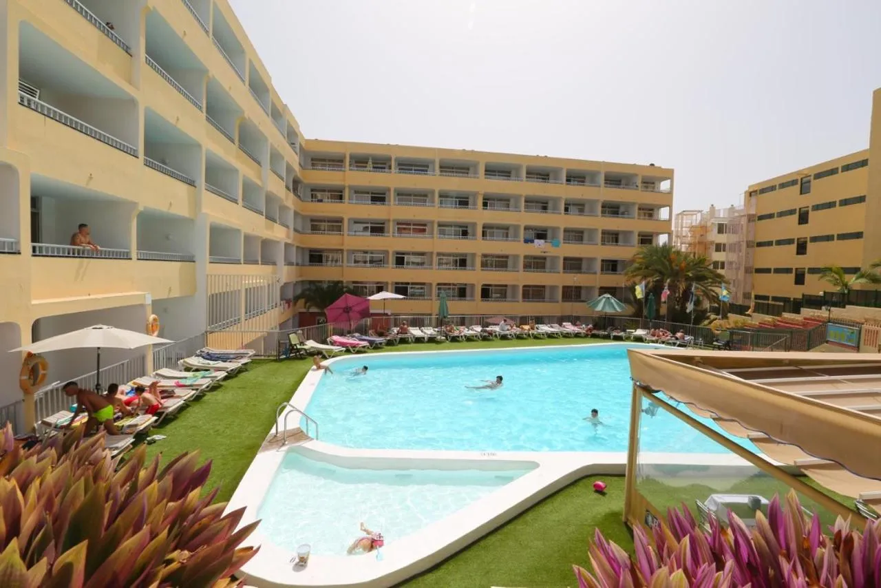 Day in Apartamentos Amazonas