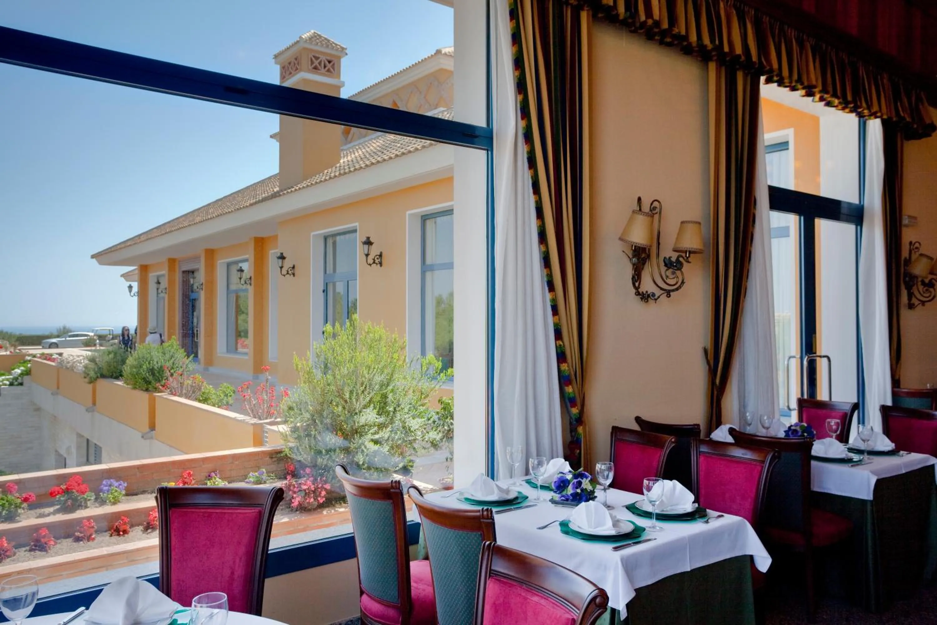 Restaurant/places to eat in Hotel Golf Campoamor