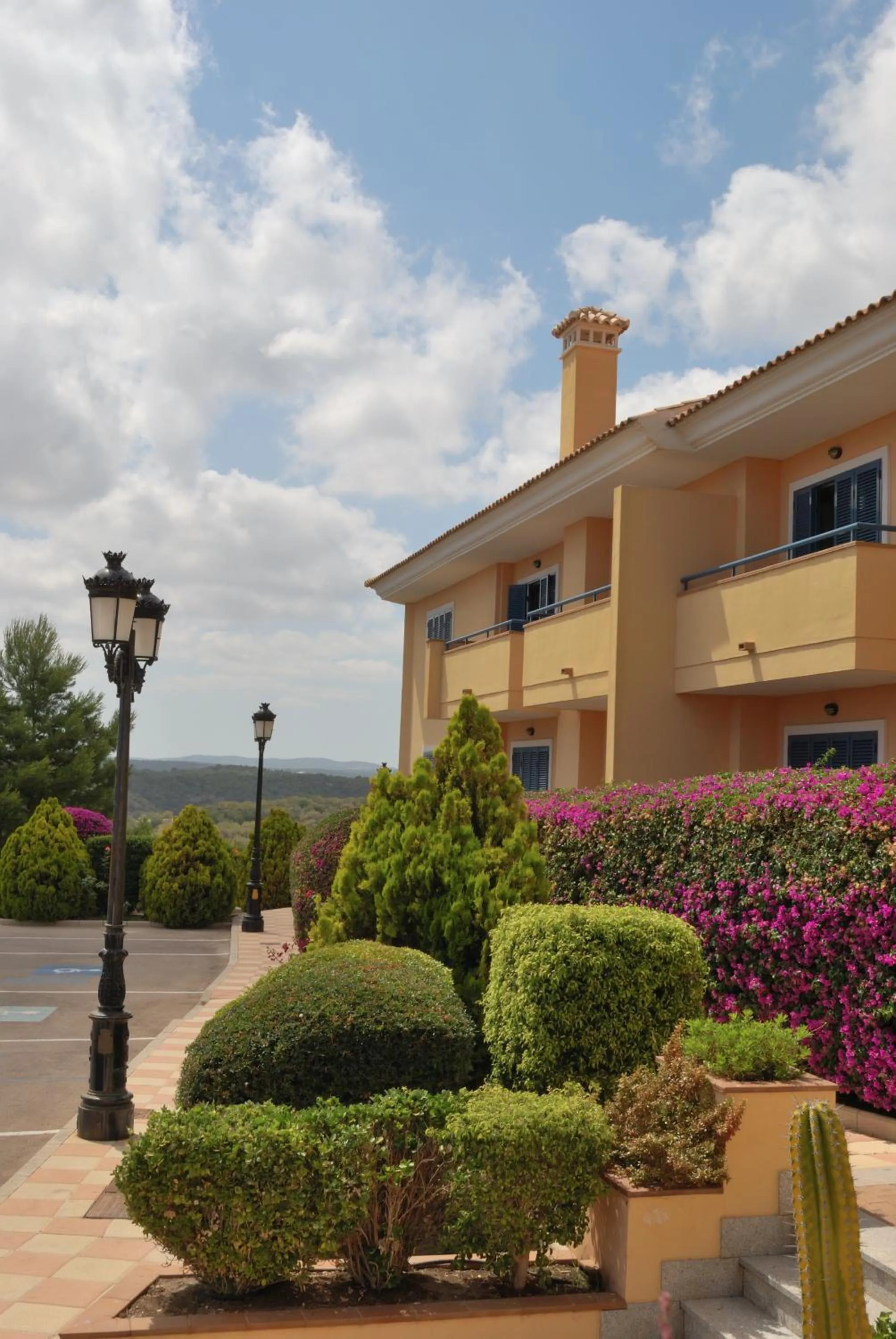Facade/entrance in Hotel Golf Campoamor