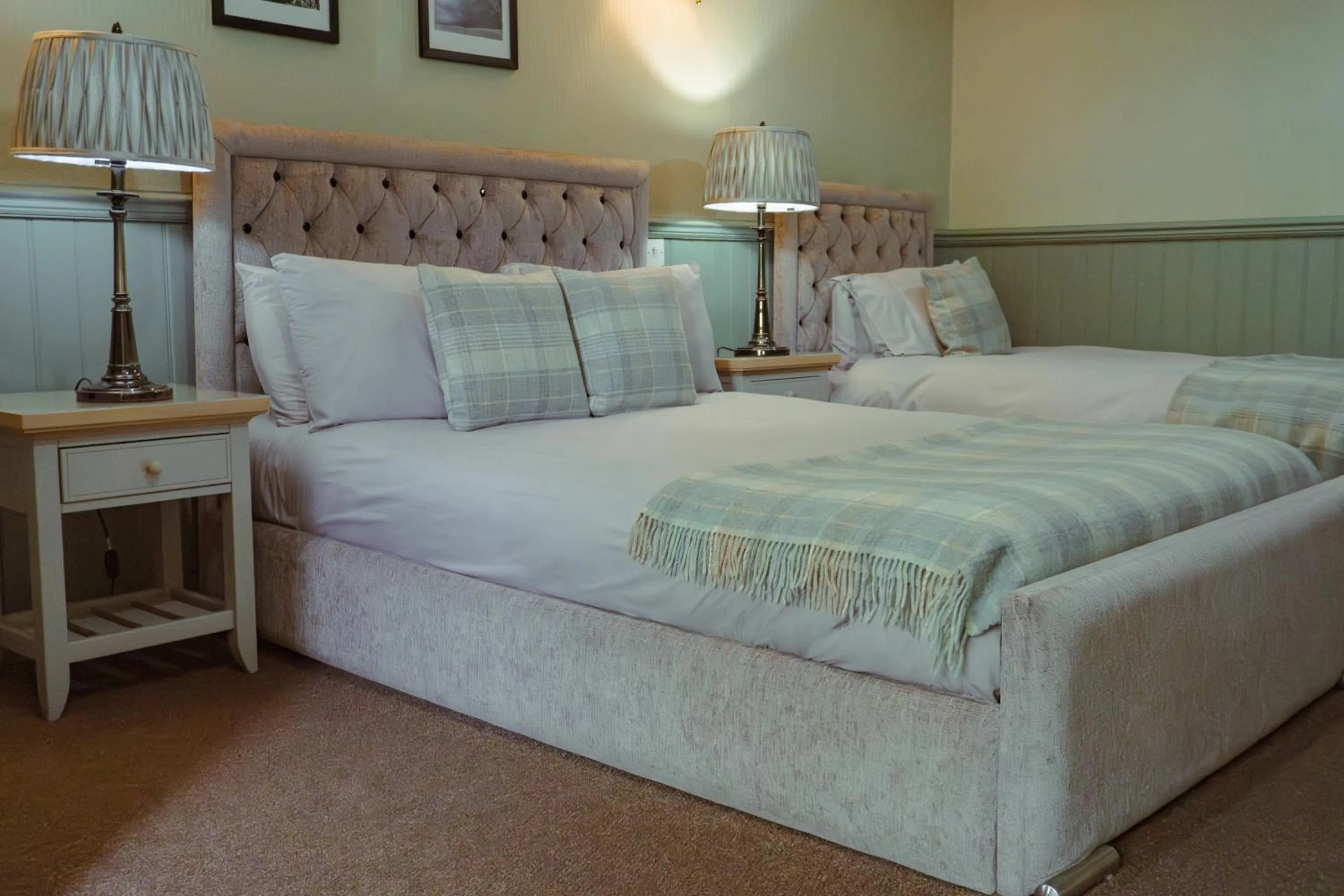 Bed in White Lion