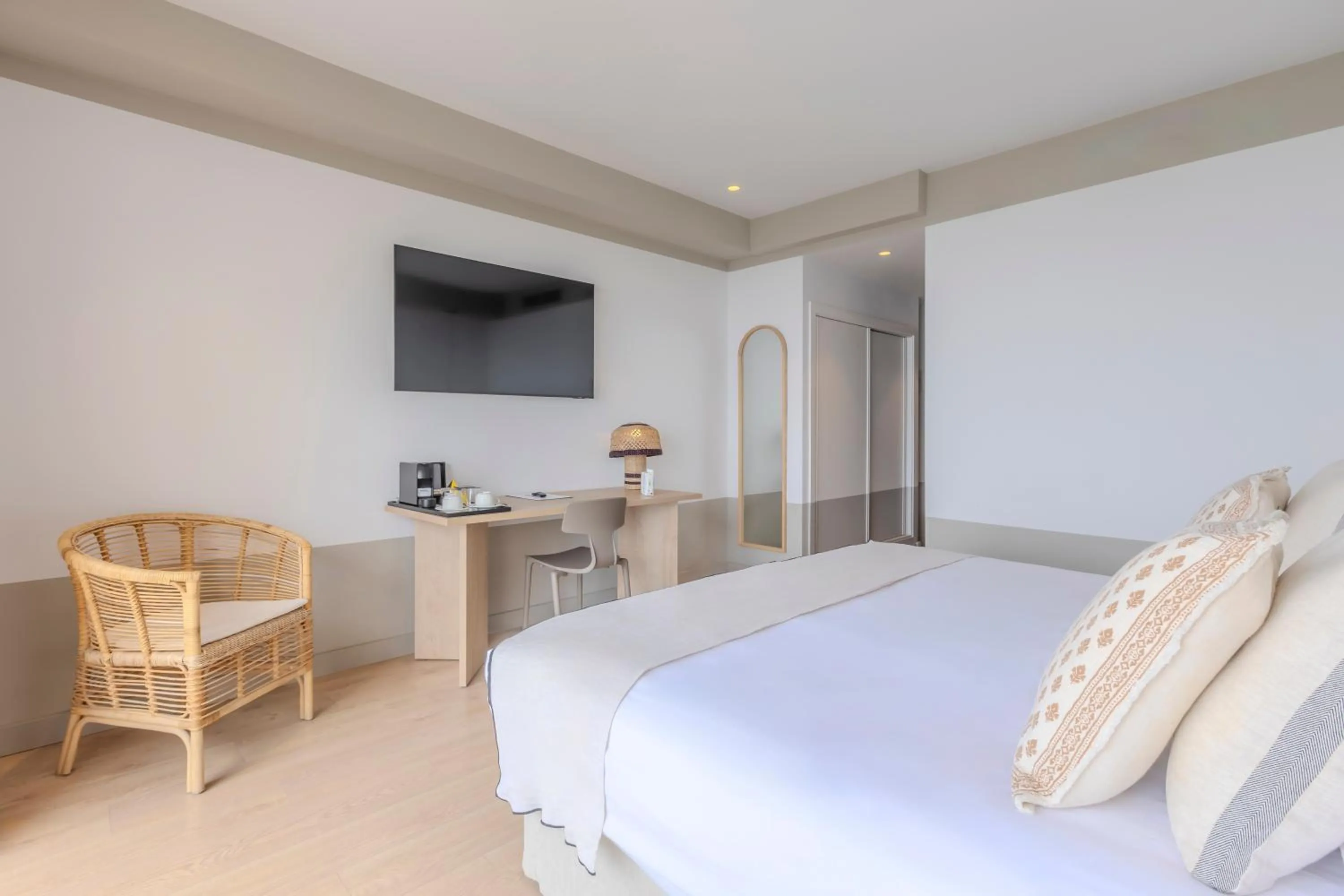 Photo of the whole room, Bed in Soho Boutique Las Vegas