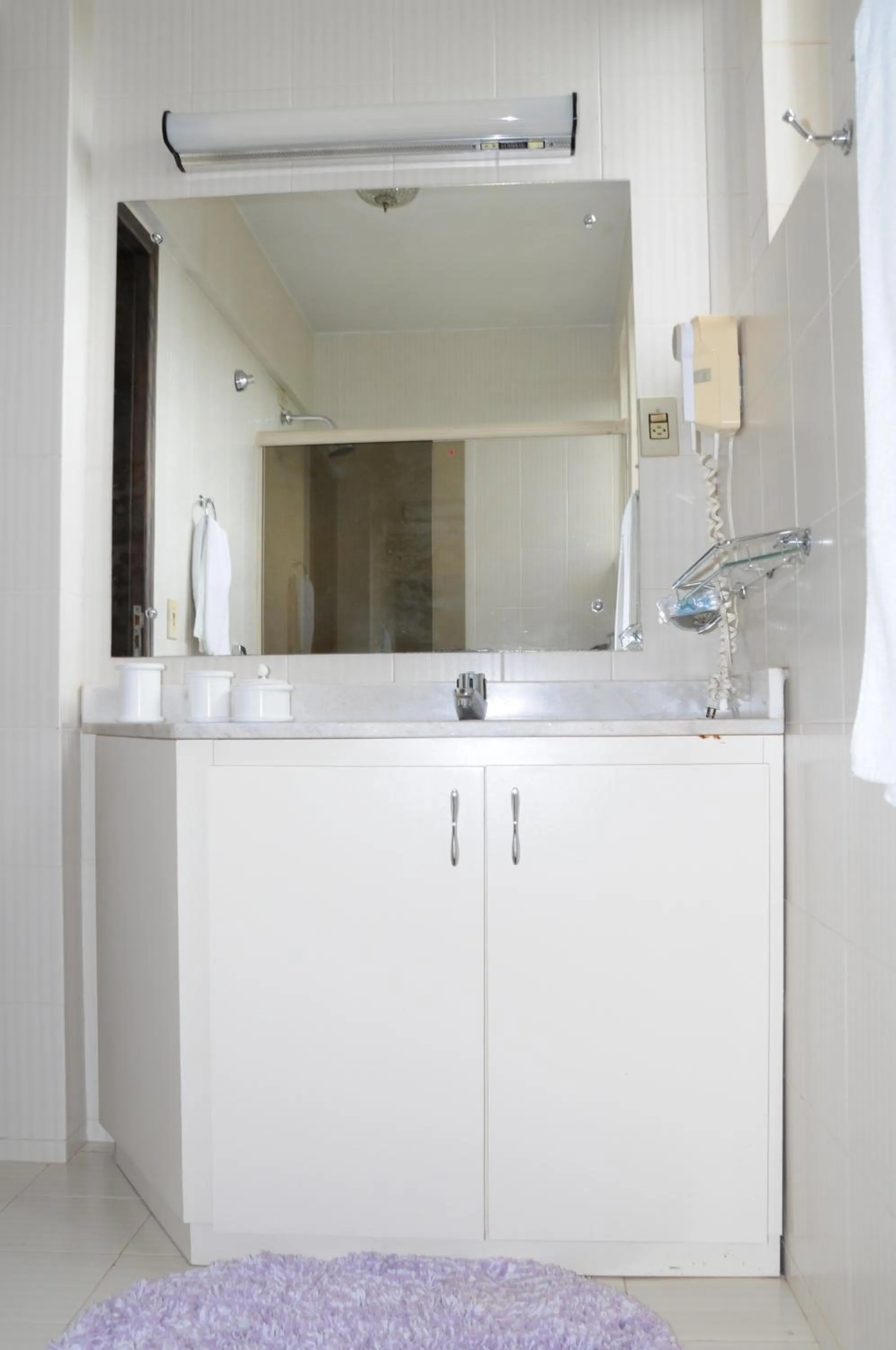 Bathroom in Hotel Elite