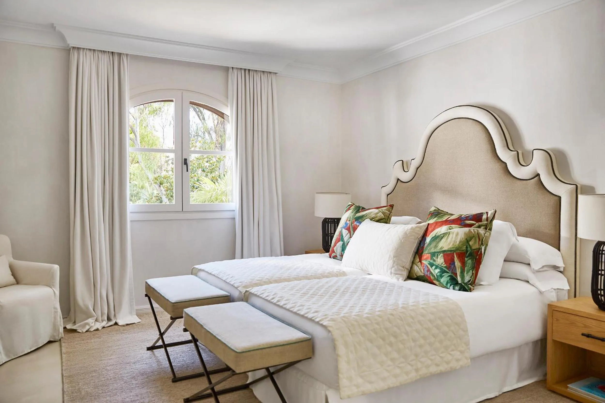 Bed in Marbella Club Hotel · Golf Resort & Spa