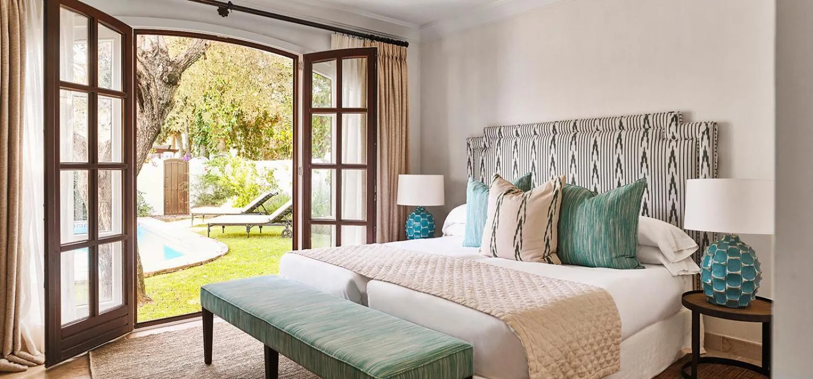 Bed in Marbella Club Hotel · Golf Resort & Spa