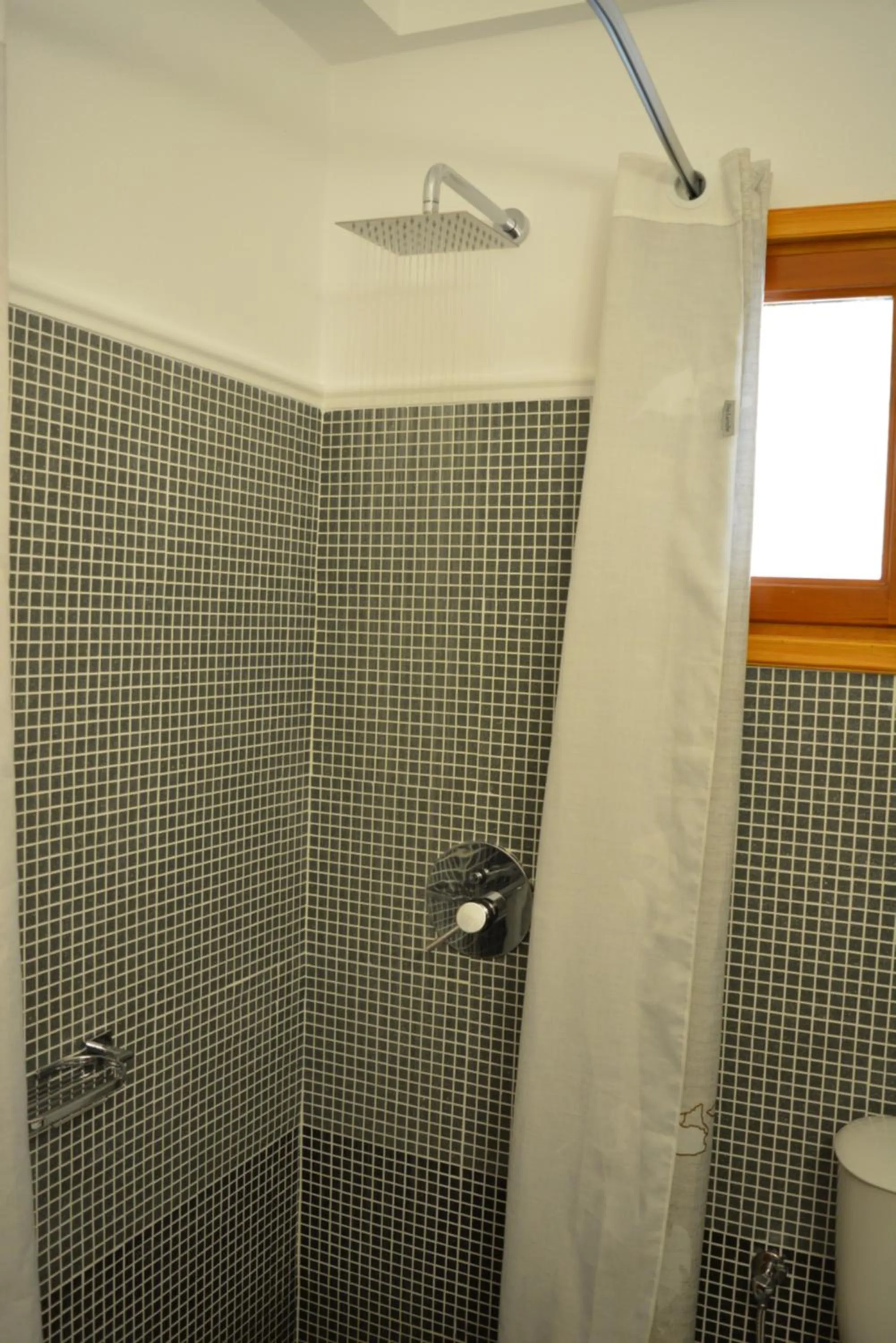 Bathroom in Anemomilos Suites