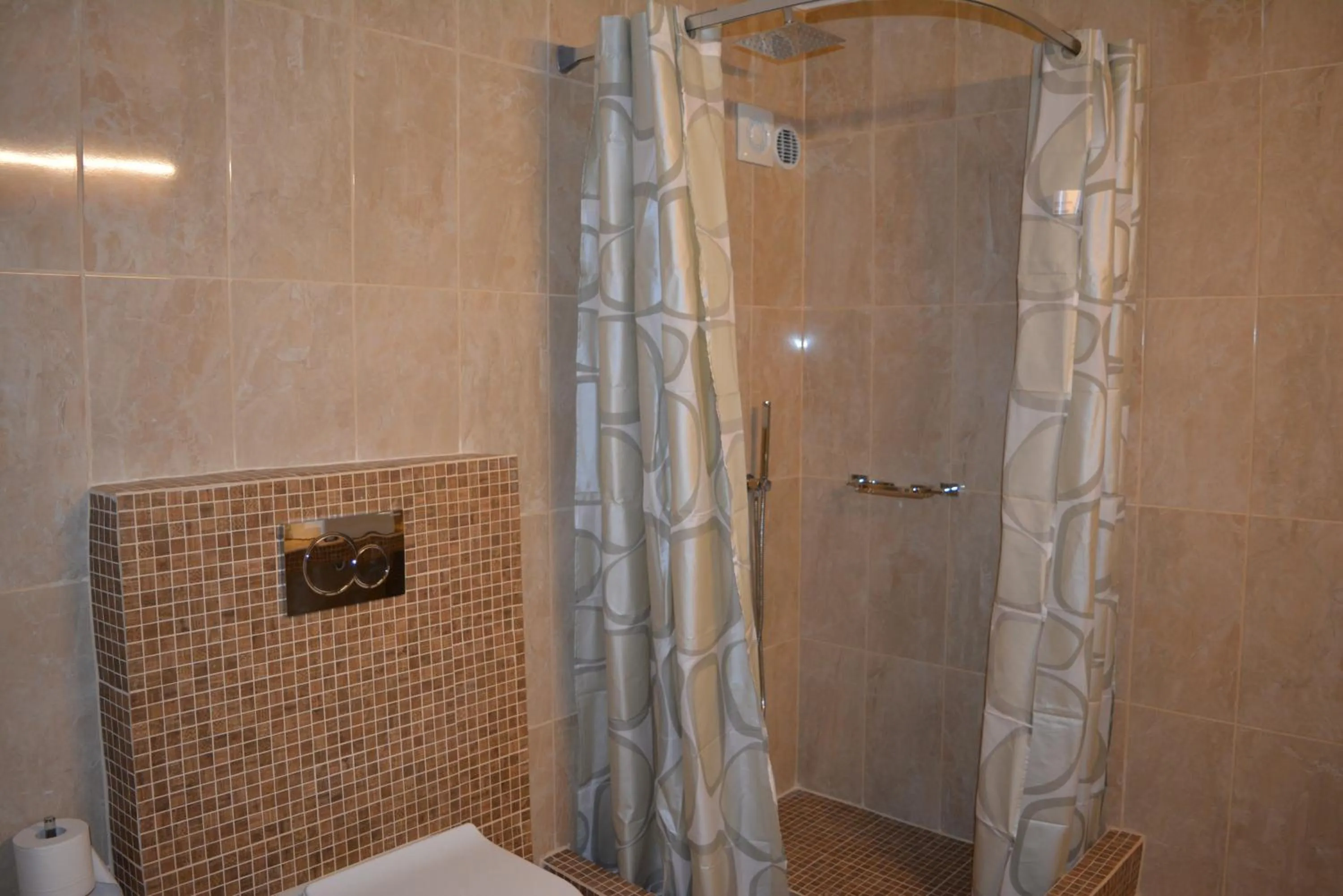 Bathroom in Anemomilos Suites