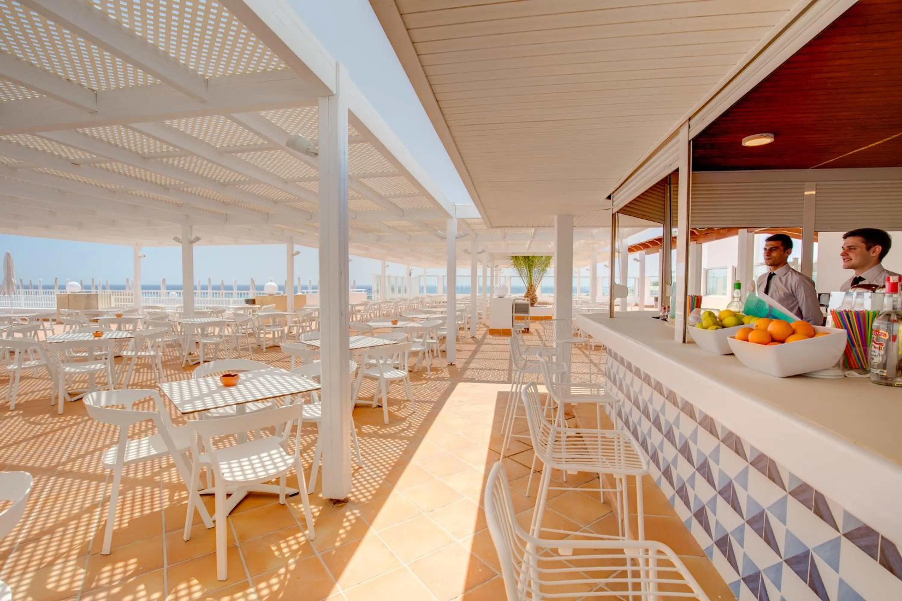 Lounge or bar in SBH Maxorata Resort