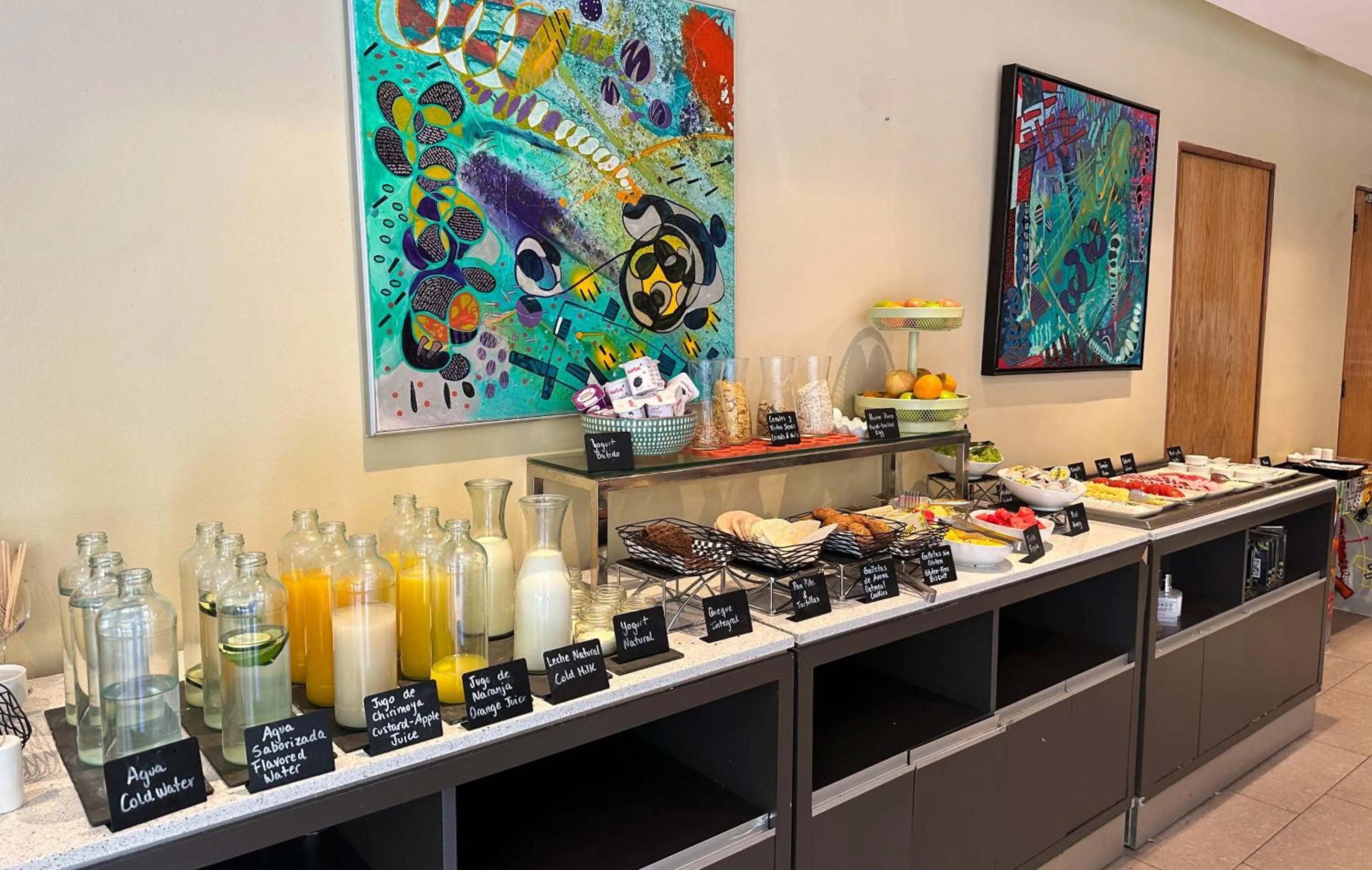 Continental breakfast in Hotel Director Vitacura