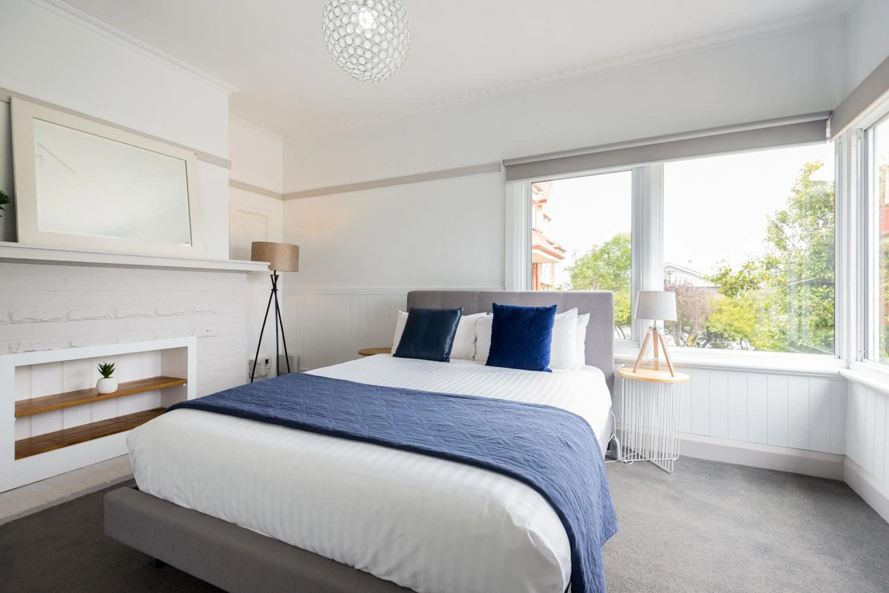 Bedroom, Bed in Kangaroo Bay Apartments