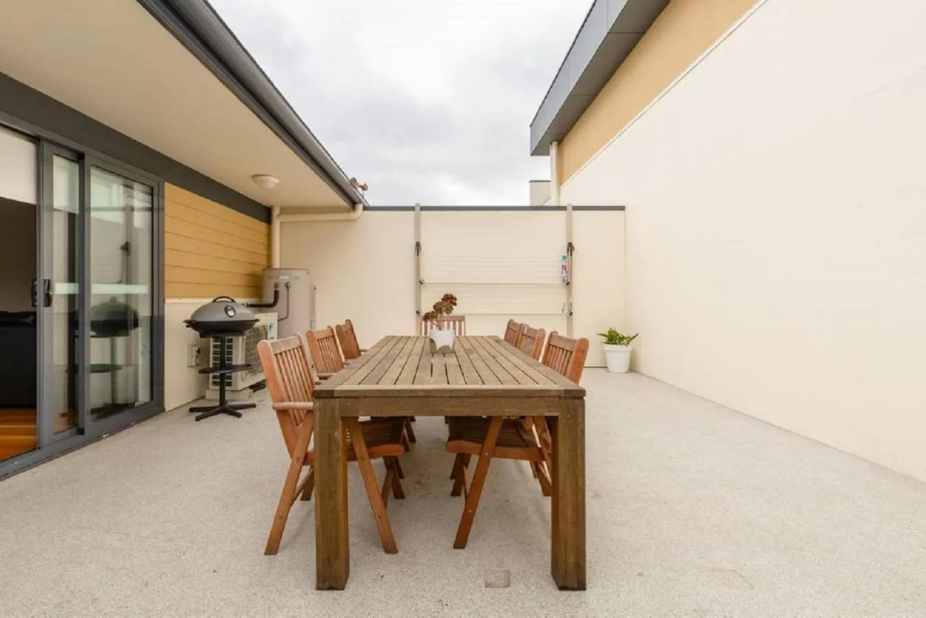 Patio in Kangaroo Bay Apartments