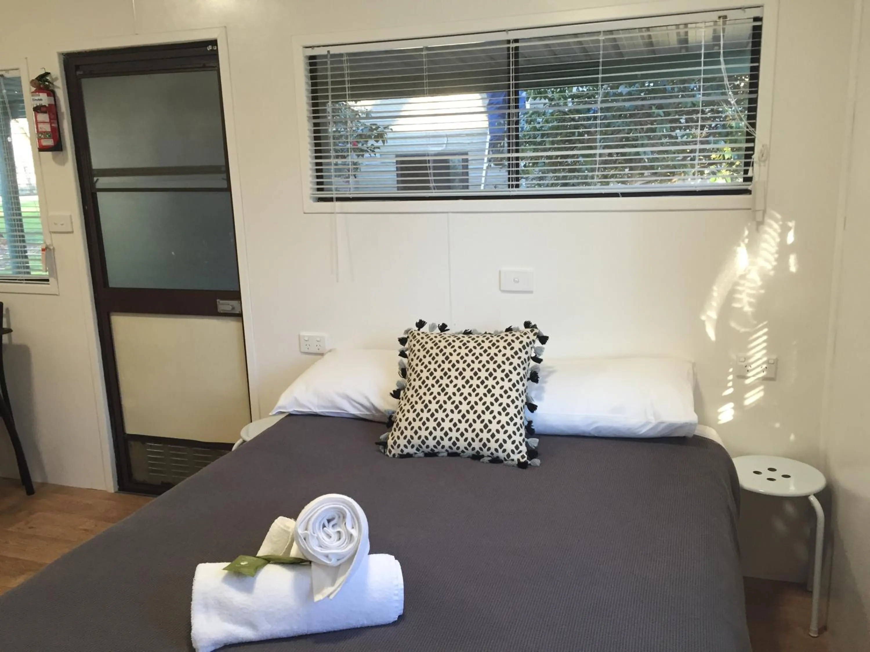 Chalet Ensuite  in Colac Colac Caravan Park