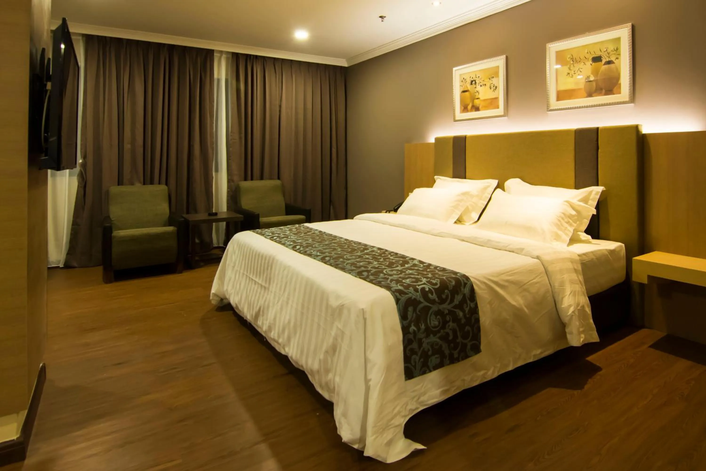 Photo of the whole room, Bed in Hotel Anika Kluang