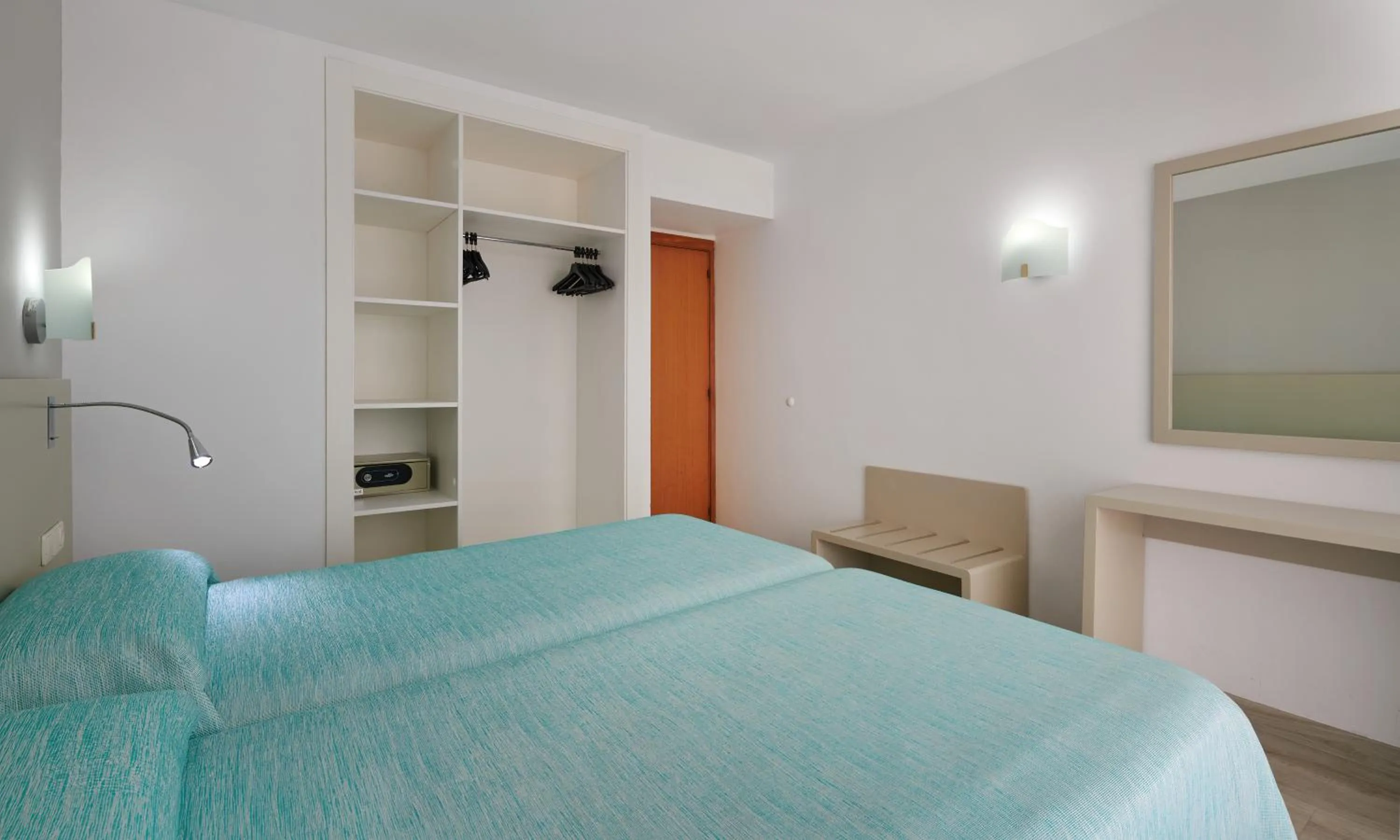 Bed in Hotel Cala d'Or Playa