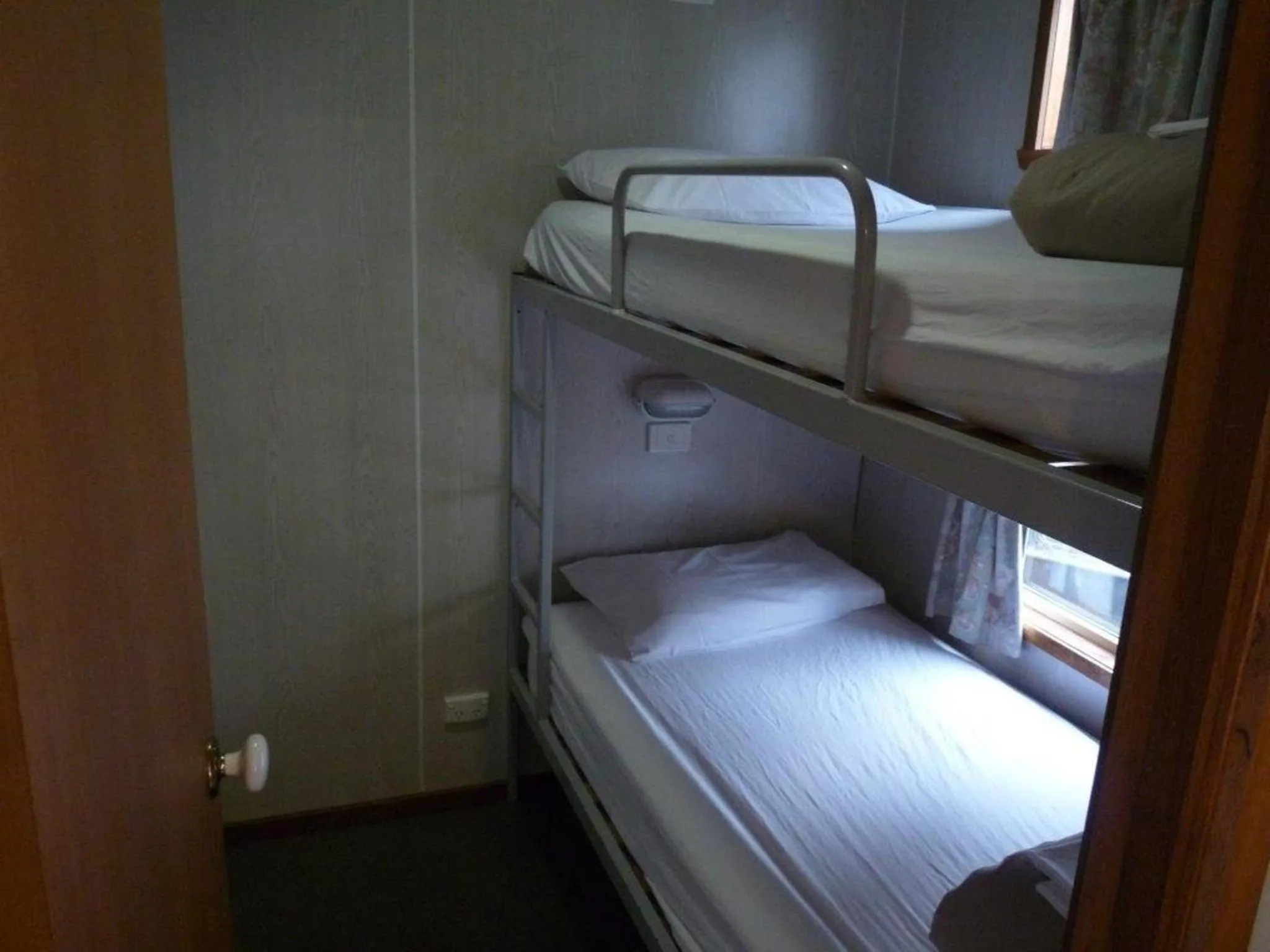 bunk bed, Bed in Wodonga Caravan & Cabin Park